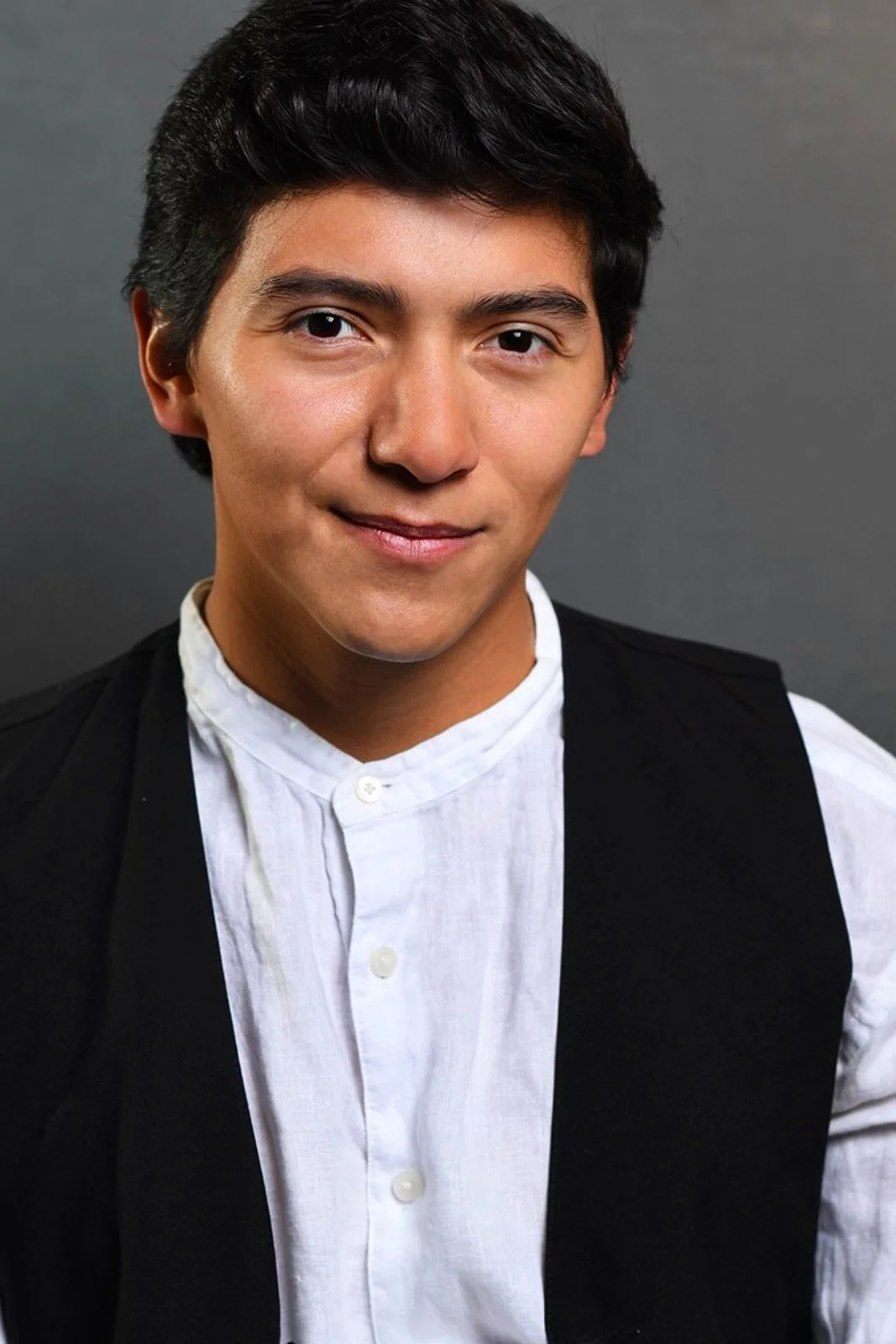 Linares_Nicolas_Fall_2025_5 - Nicolas Linares.jpeg