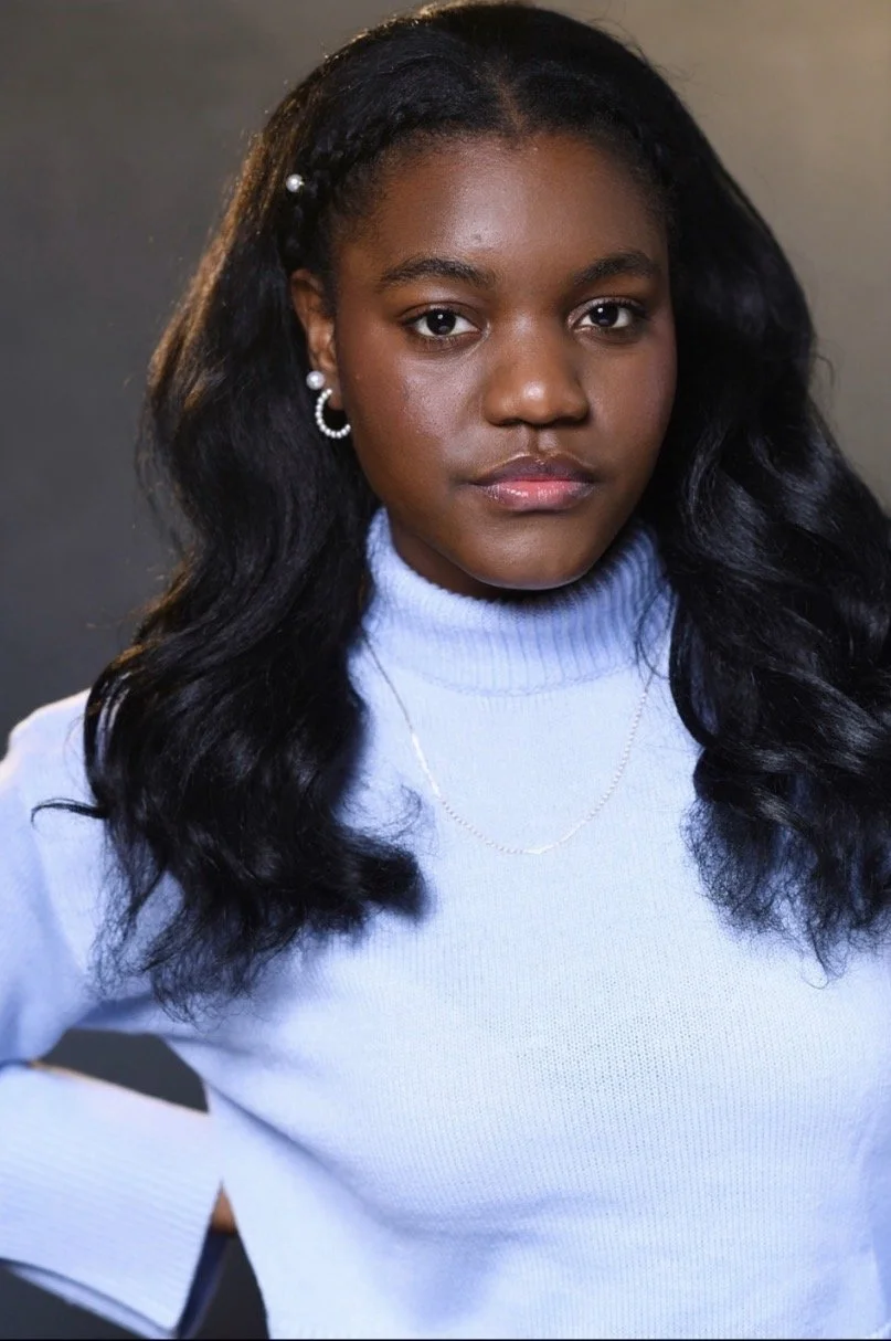 Yaëlle Etienne 2 - Yaelle Etienne.jpg