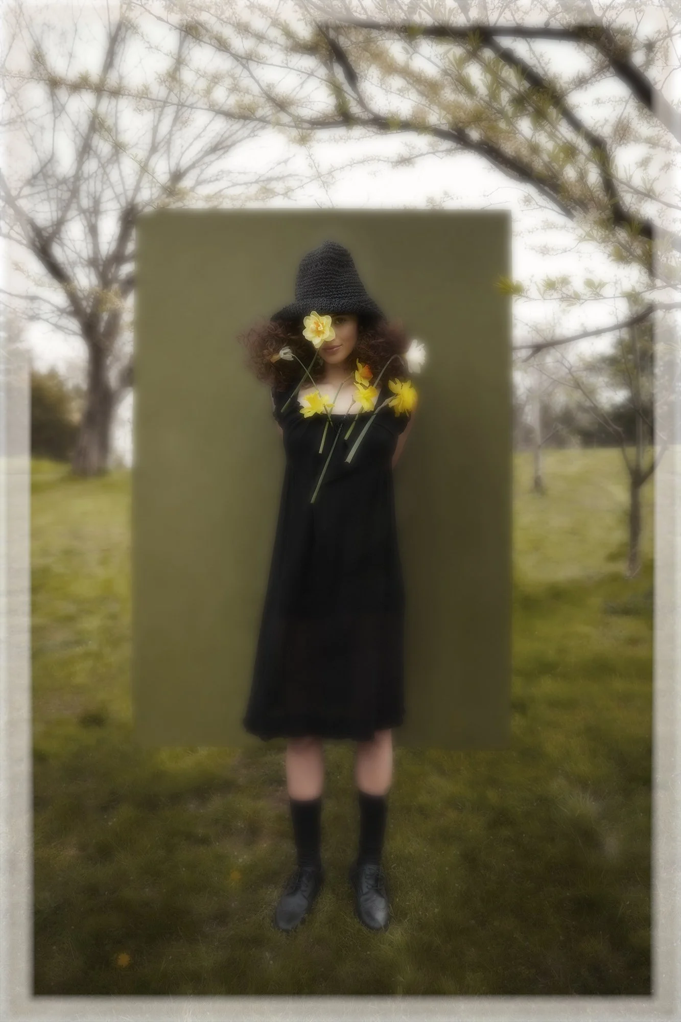 _COMMMEDESGARCONS_Zara copy.jpg