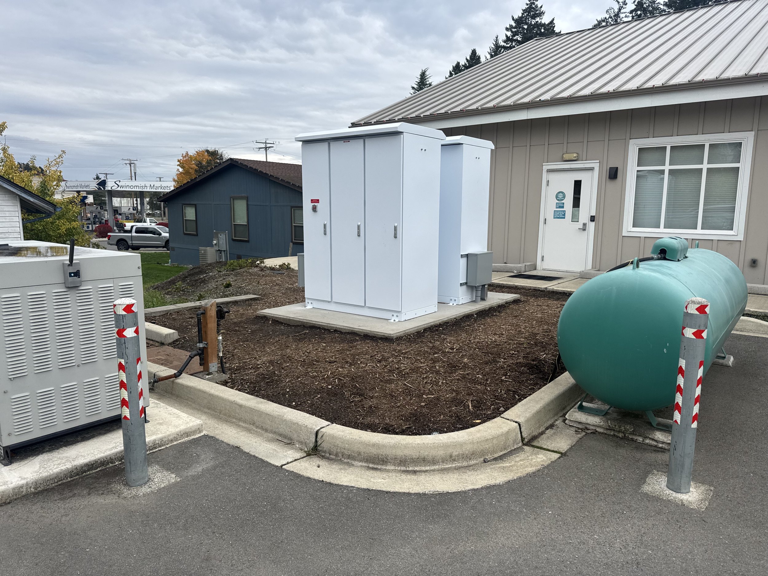 Swinomish STAC Building 56kW PV + 96kW/312kWh BESS Project