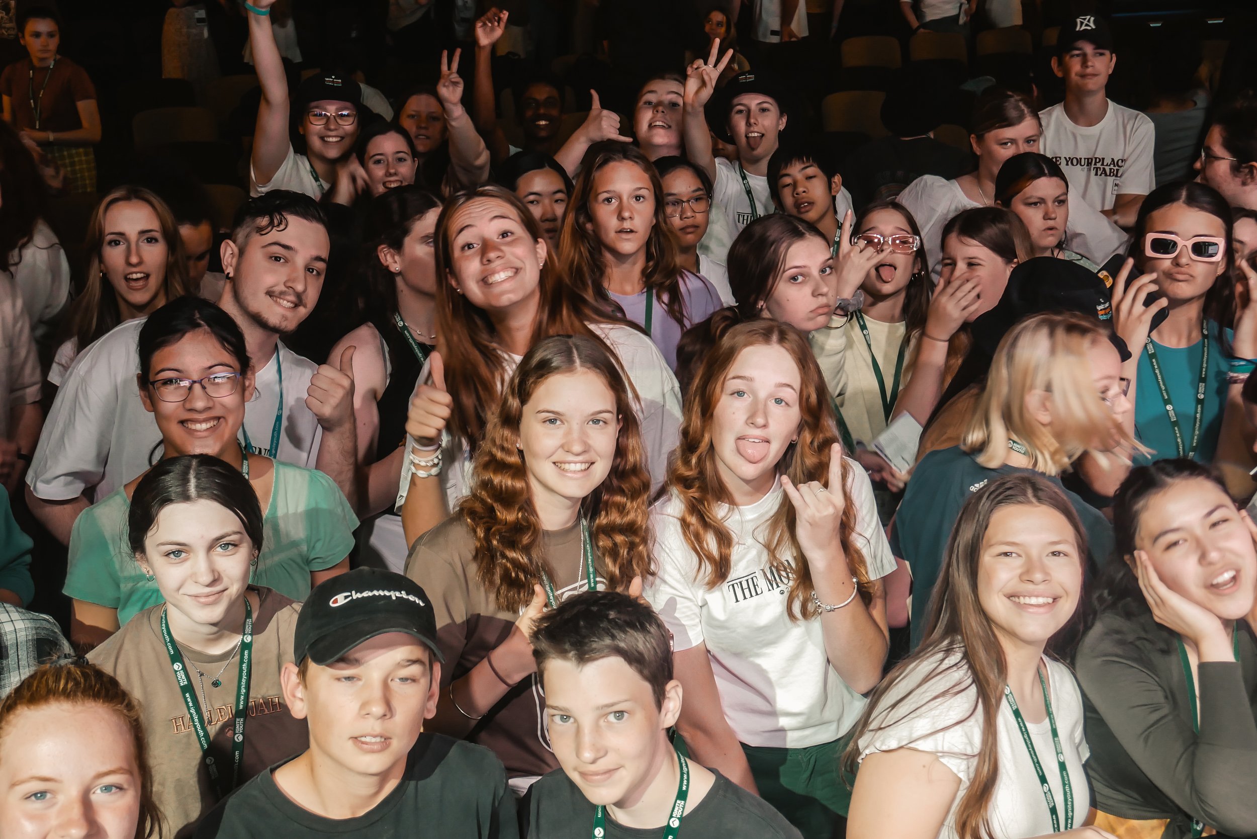 crowd-teens-smiling.jpg