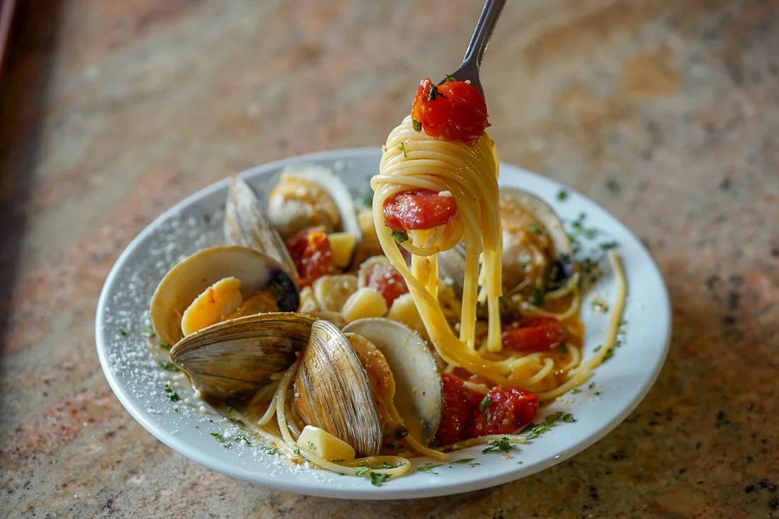 ClamsLinguine-2.jpg