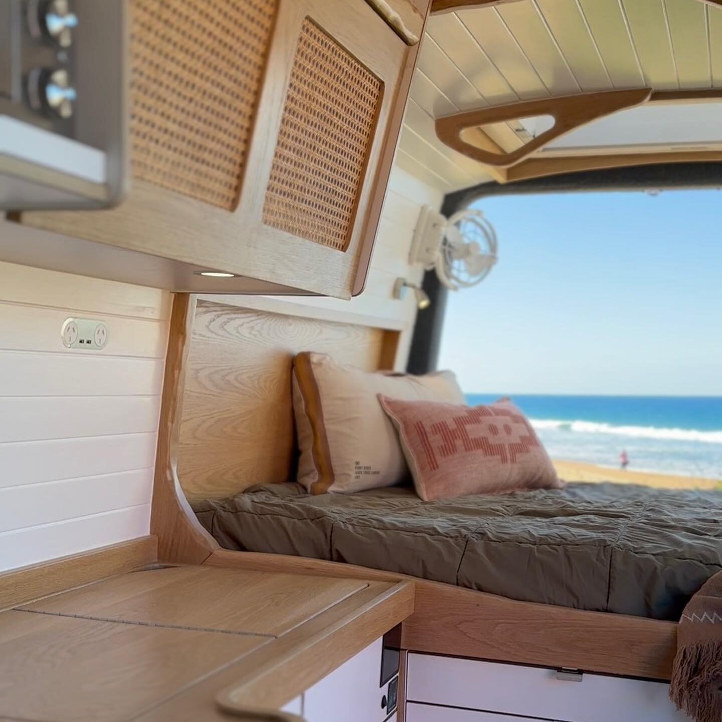 For those slightly old-school folk, some easy swiping viewing pleasure for your Friday arvo. 

Take all the time you need to enjoy our latest Mercedes Sprinter custom  #vanbuild 

If you&rsquo;re reading this later in the day, head back to our feed f