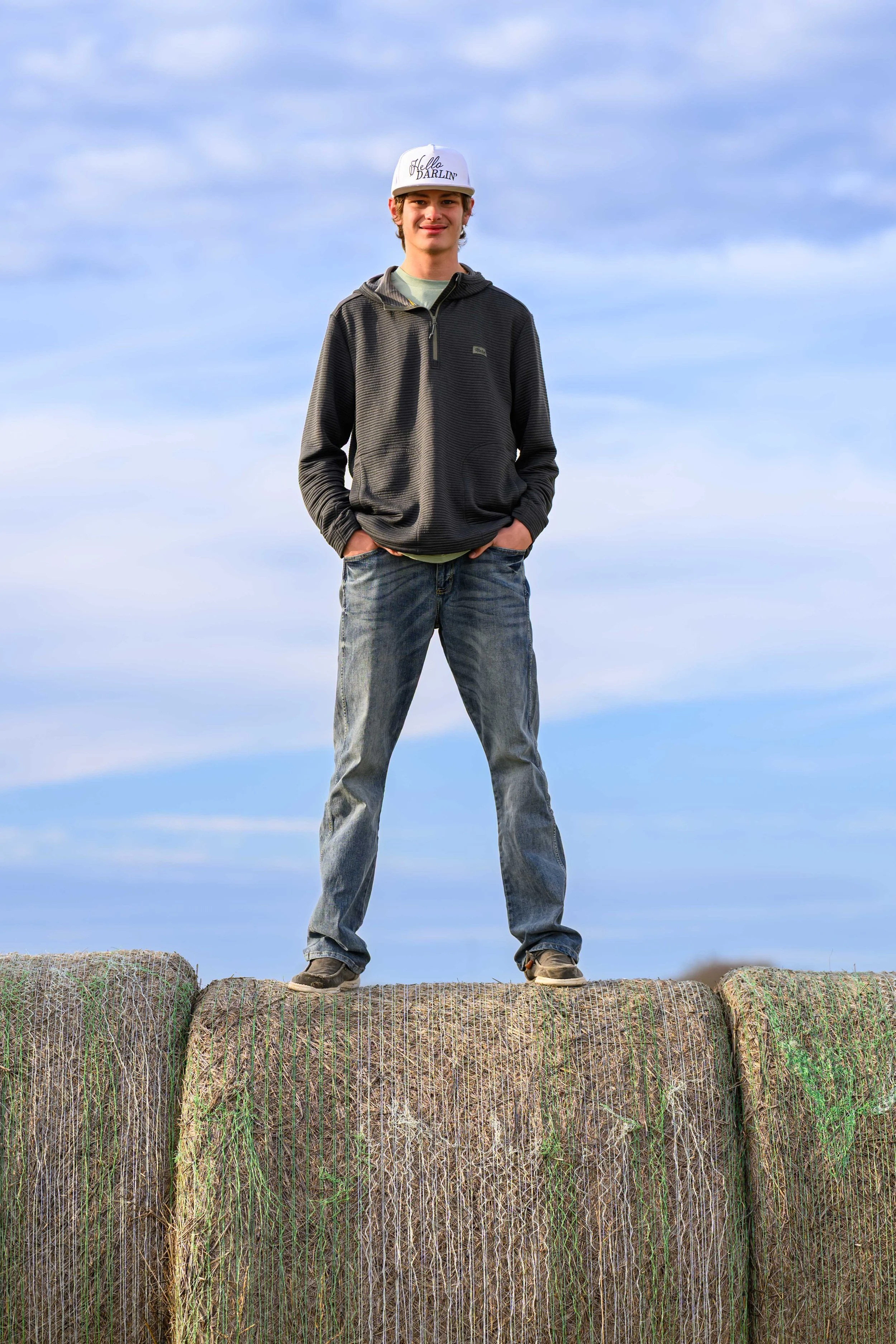 251128 Hilton Family-62_1.jpg