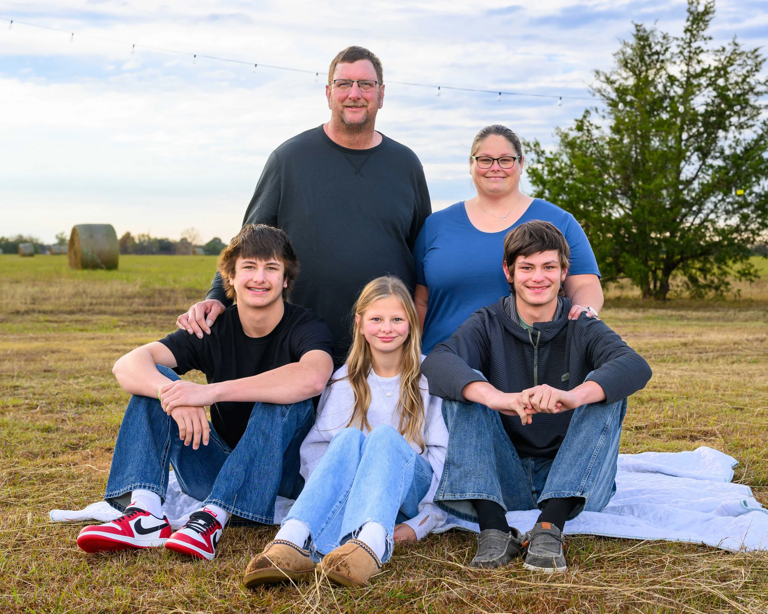 251128 Hilton Family-10_1.jpg