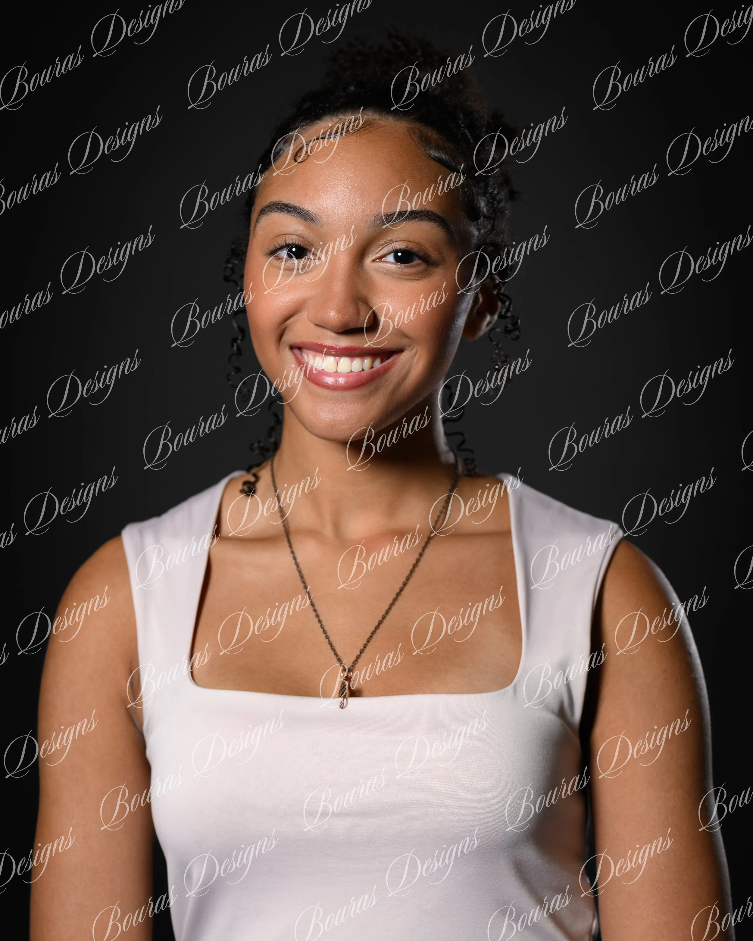 Smith, Ariana.jpg