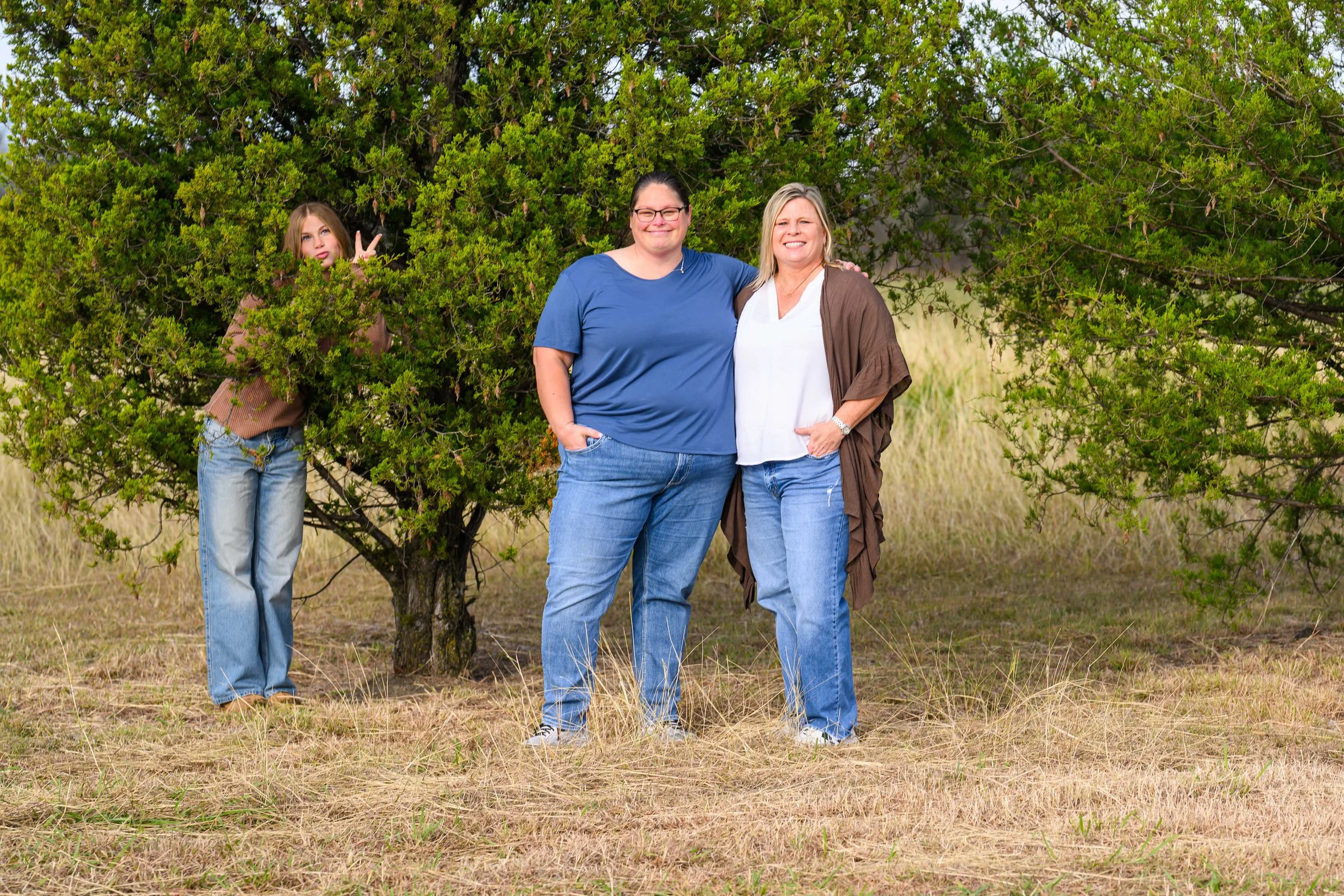 251128 Hilton Family-116_1.jpg