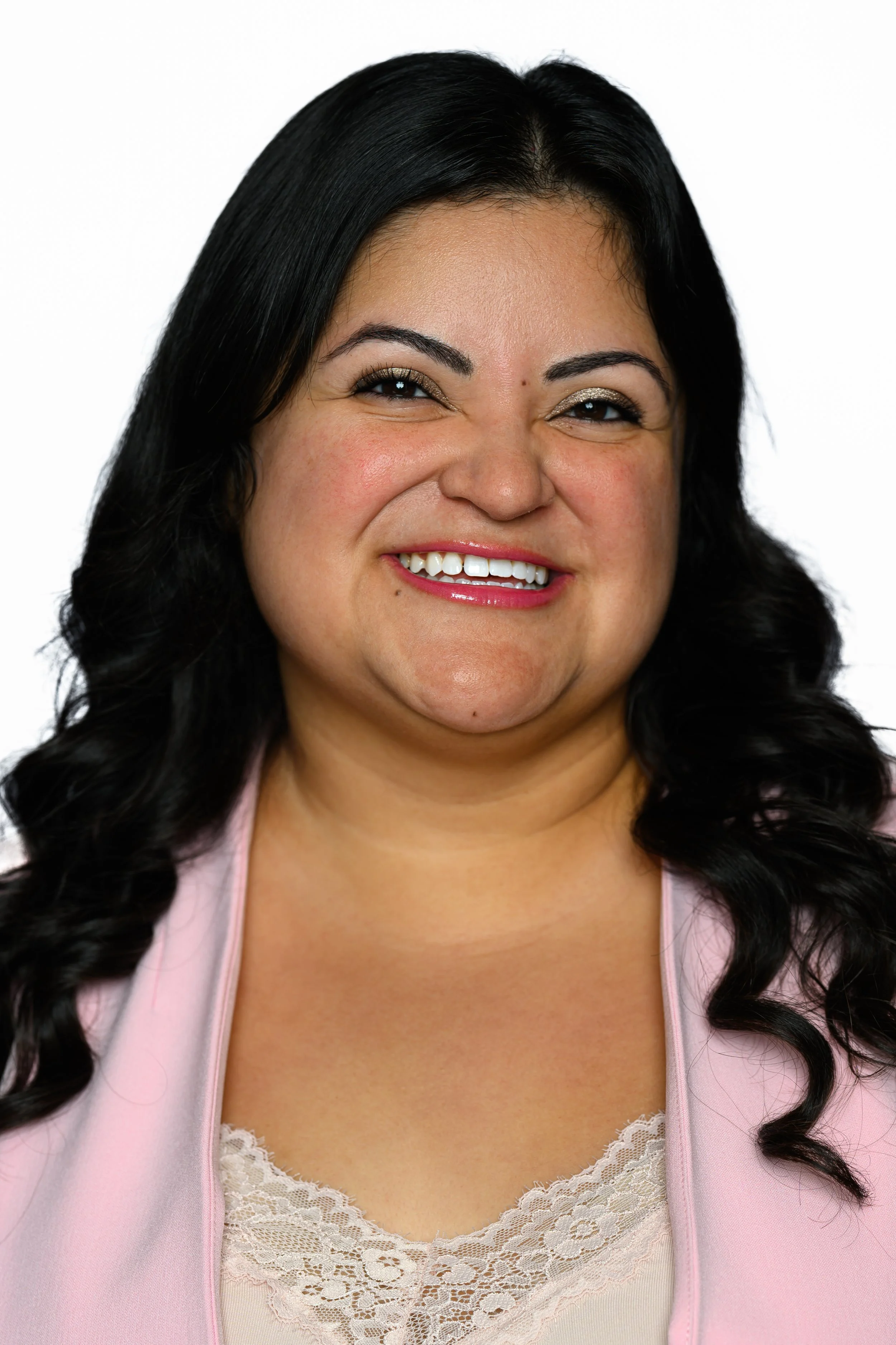 260211 Mily Montanez Wht-16.jpg