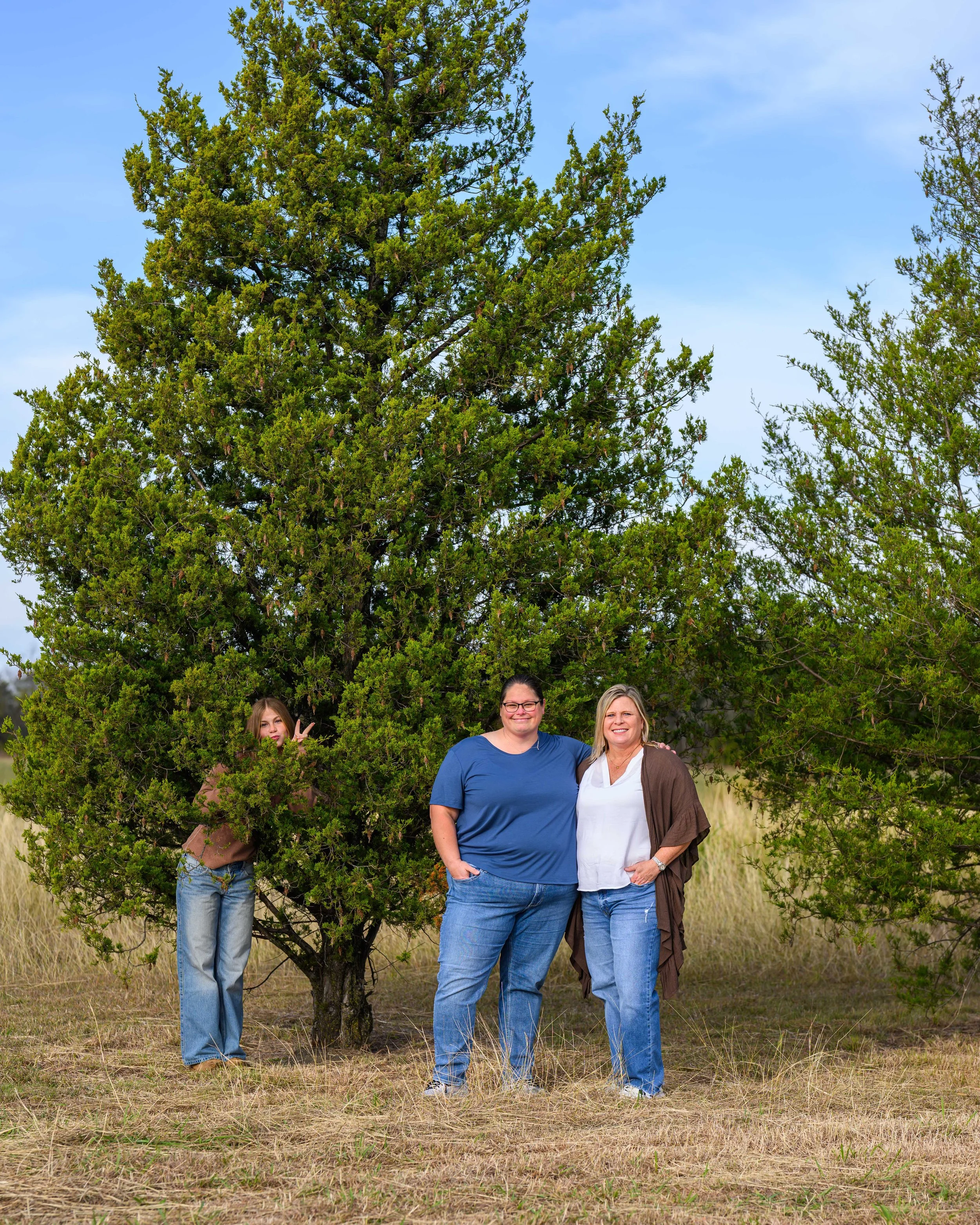 251128 Hilton Family-117_1.jpg