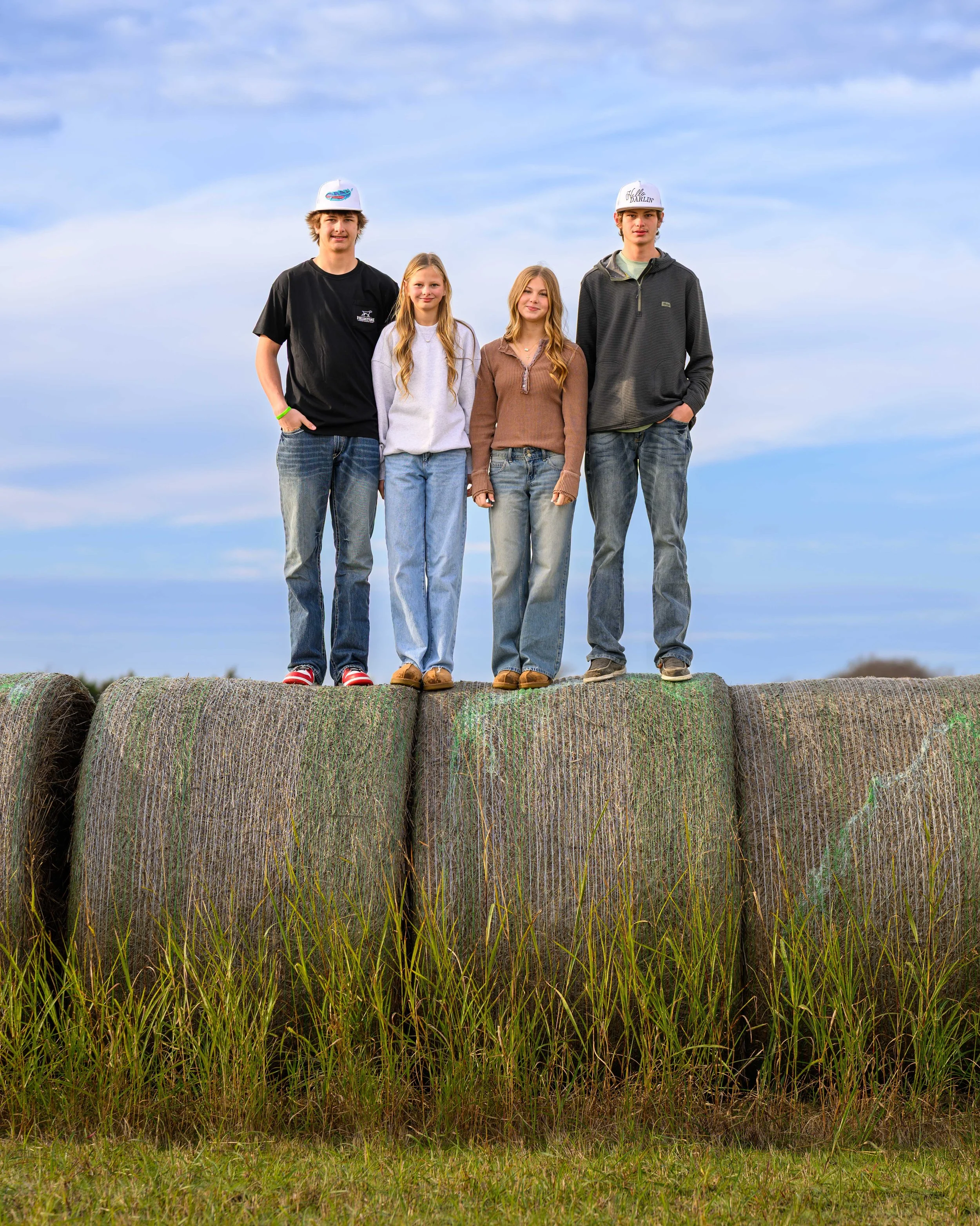 251128 Hilton Family-59_1.jpg