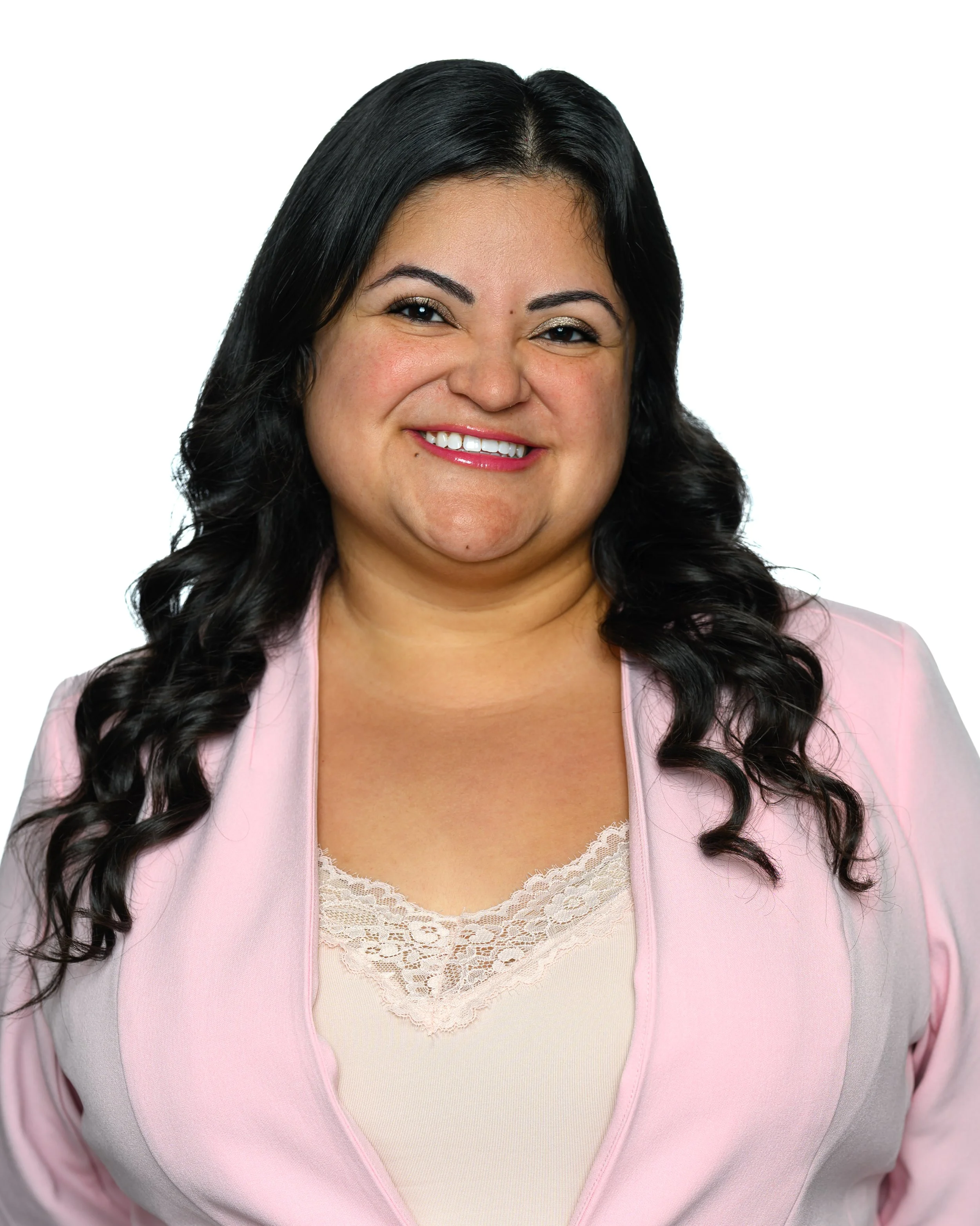 260211 Mily Montanez Wht-14.jpg