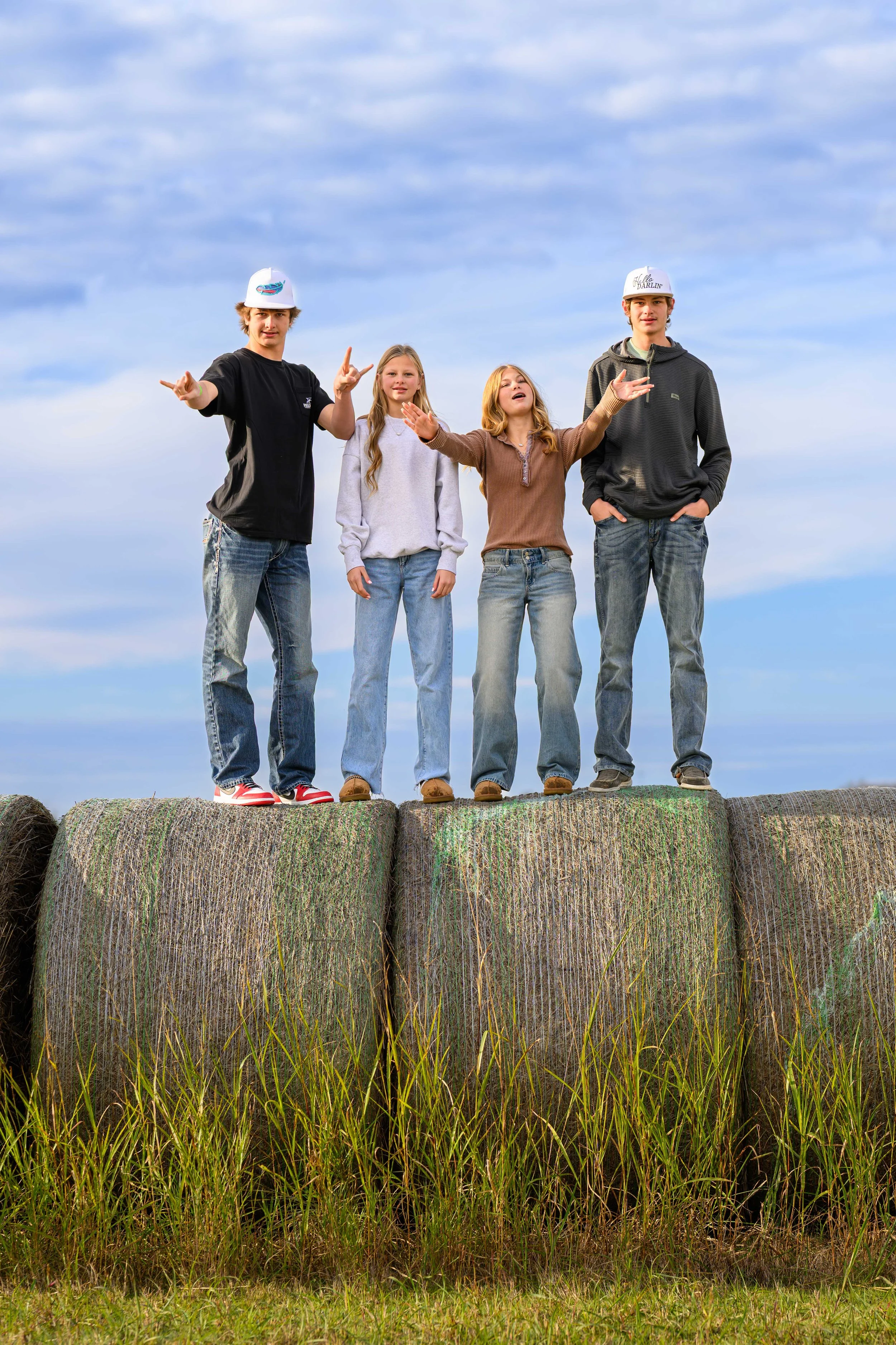 251128 Hilton Family-51_1.jpg