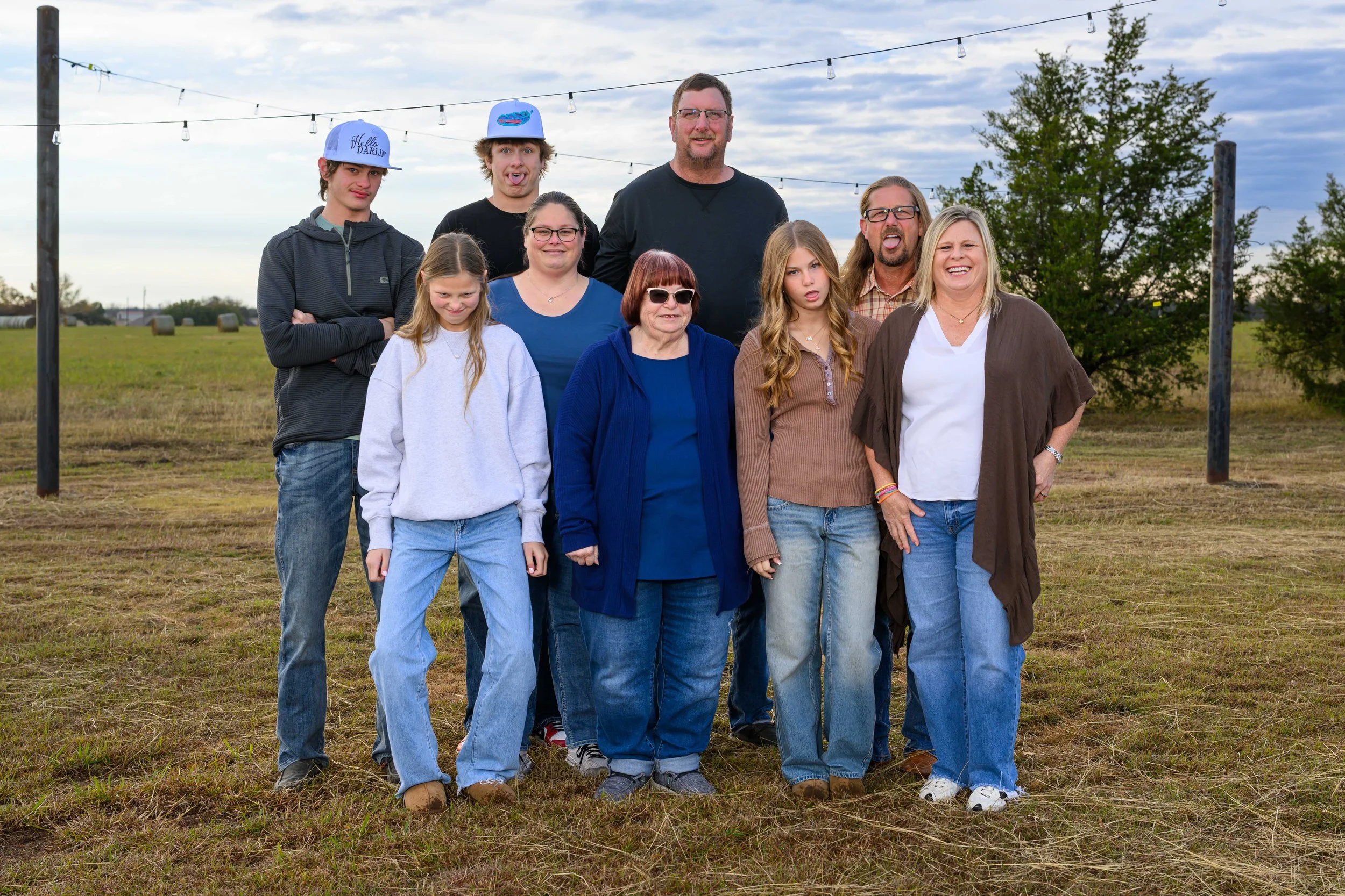 251128 Hilton Family-11_1.jpg