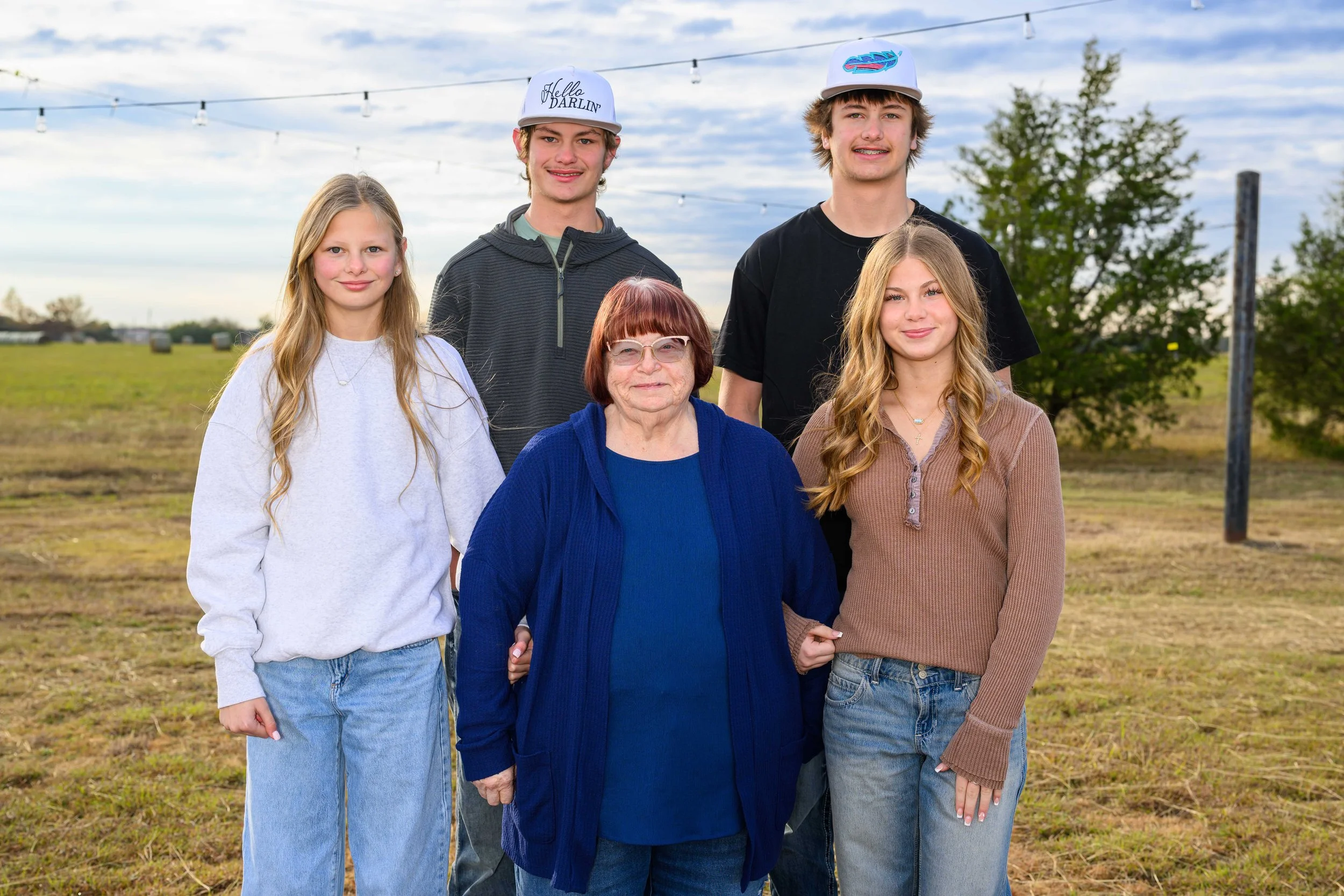 251128 Hilton Family-16_1.jpg