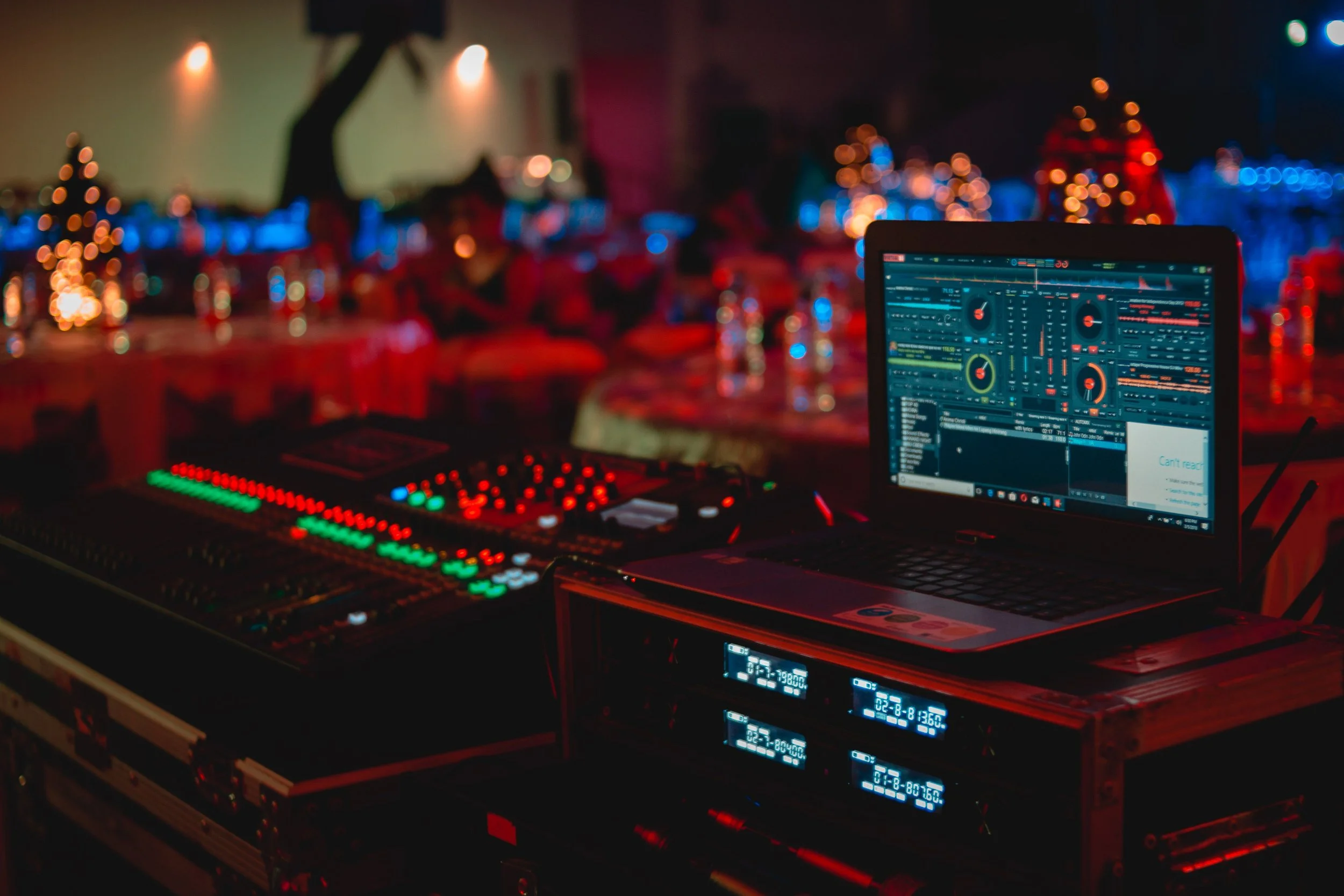 Sound and Microphones: Why Ceremony Audio Matters More Than You Think | Let’s Marry Celebrant Brisbane