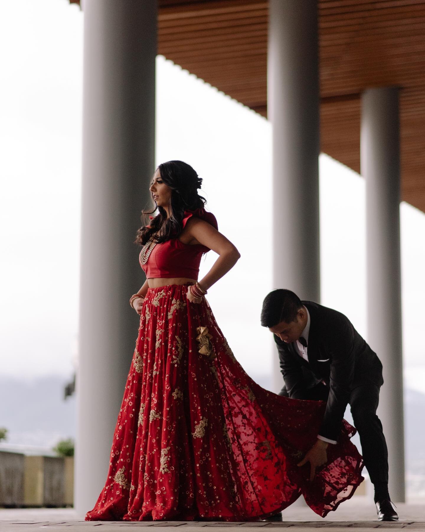 Husband duties begin right away 😂 

Makeup and hair: @nalinimaharaj 
Photography: @mathiasfast 

✨For bookings and inquiries please email info@nalinimaharaj.com or text 604-727-0285 ✨⠀⠀⠀⠀

#newlyweds #newlywed #husbandduties #bride #brideandgroom #b