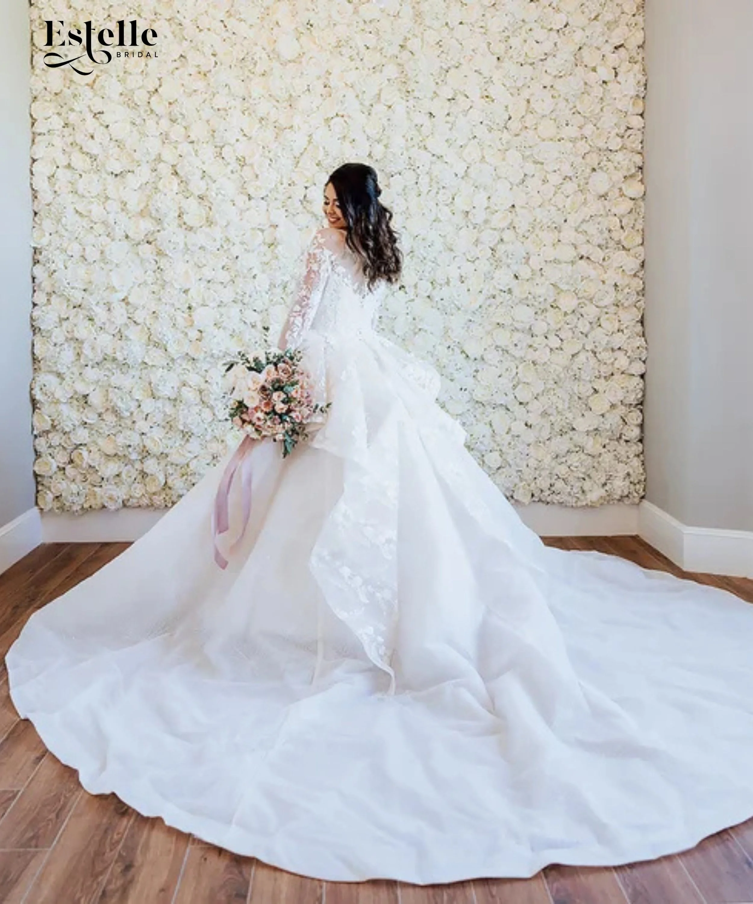 Mermaid Dress Type: What It Is, Who It Suits, and How to Wear It in Houston