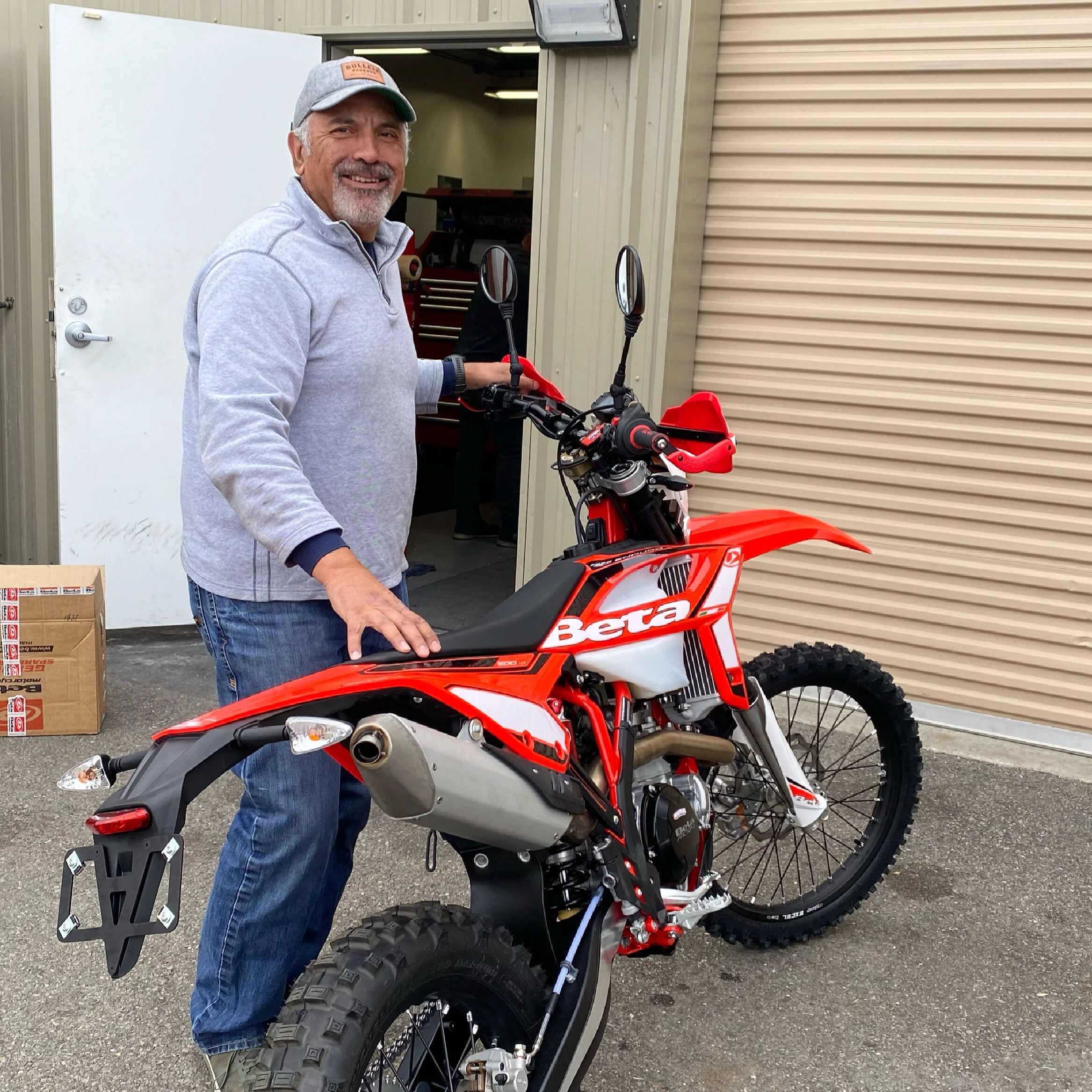 Richard and his new Beta 500 Dualsport