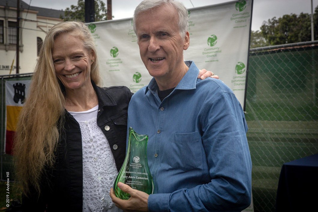  &nbsp;Suzy Cameron receiving the Environmental Hero Award from James Cameron in 2019. ©Andrew Hill 