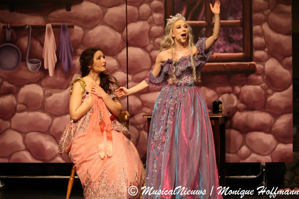 Cinderella 33.jpeg