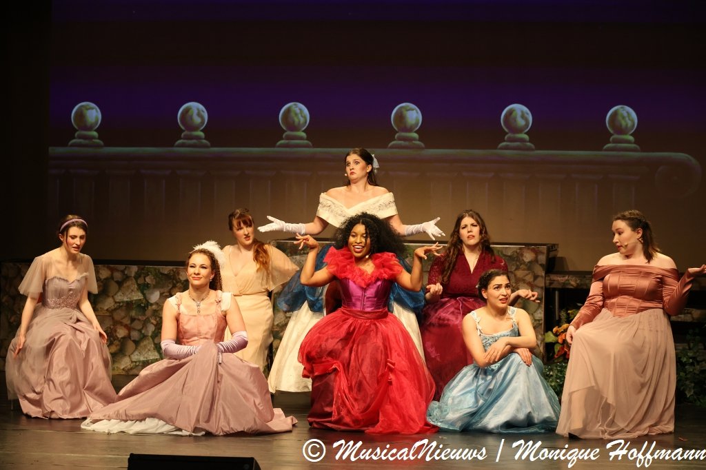 Cinderella 19.jpeg