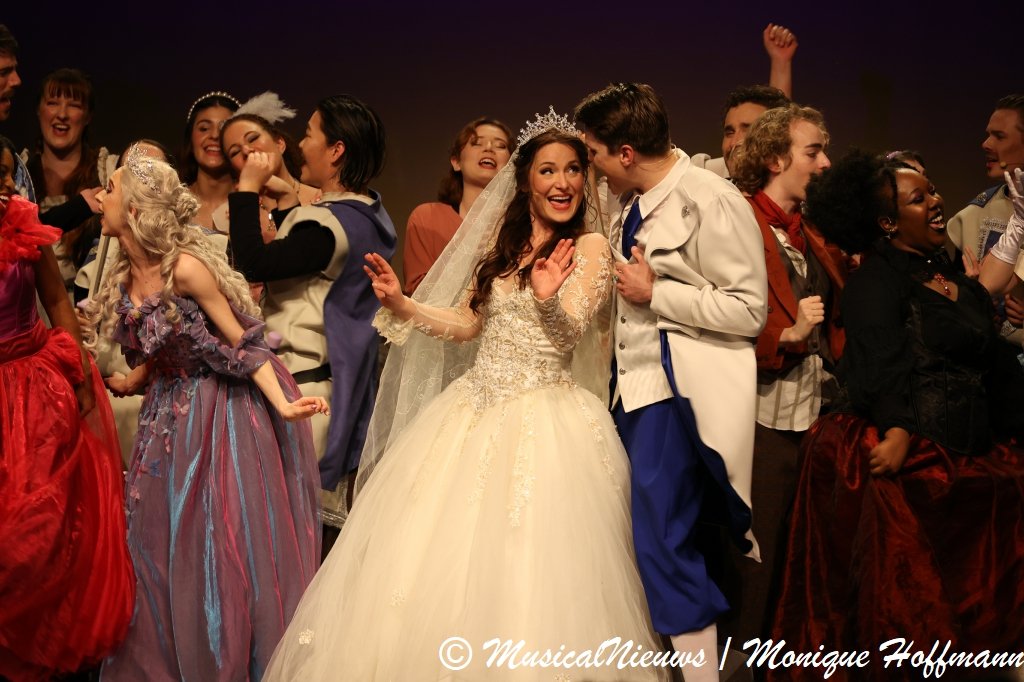 Cinderella 45.jpeg