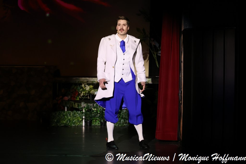 Cinderella 23.jpeg