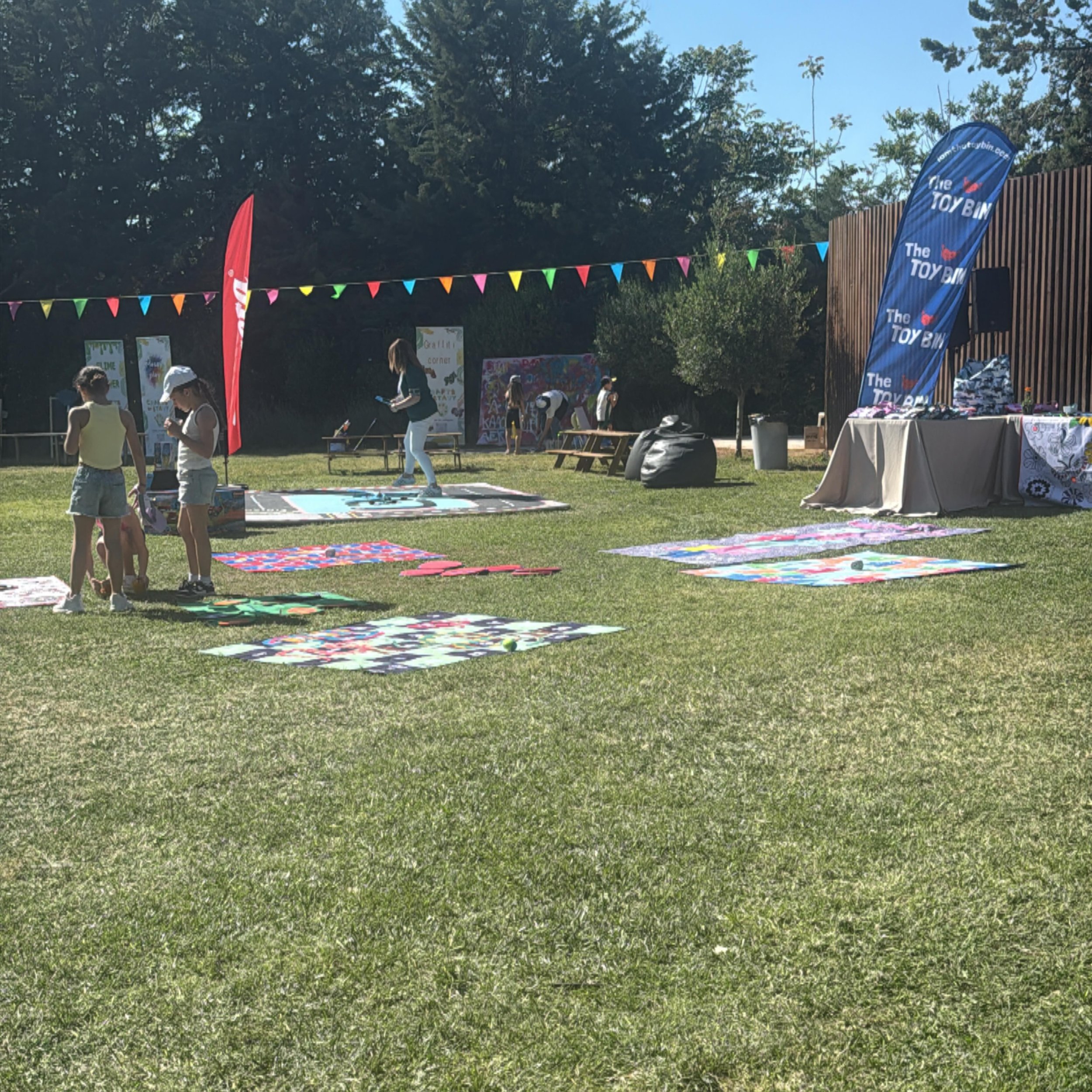 The TOY BIN @ Boom festival 2025! @boommag.gr @myrto_kazi @iamthetoybin #happydays #carryingJOY #iamthetoybin