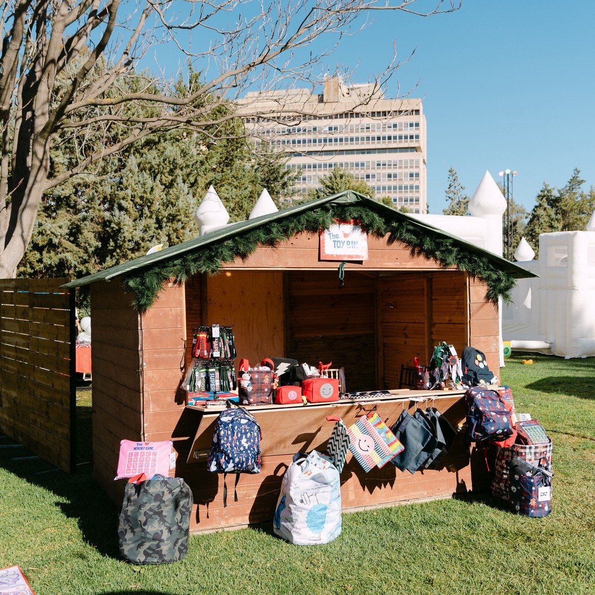 &Tau;&alpha; &kappa;&alpha;&lambda;ύ&tau;&epsilon;&rho;&alpha; &pi;&omicron;&upsilon; &zeta;ή&sigma;&alpha;&mu;&epsilon; &sigma;&tau;&omicron; BOOM Christmas Festival:

&Gamma;&omicron;&nu;&epsilon;ί&sigmaf; &pi;&omicron;&upsilon; έ&pi;&alpha;&iota;&