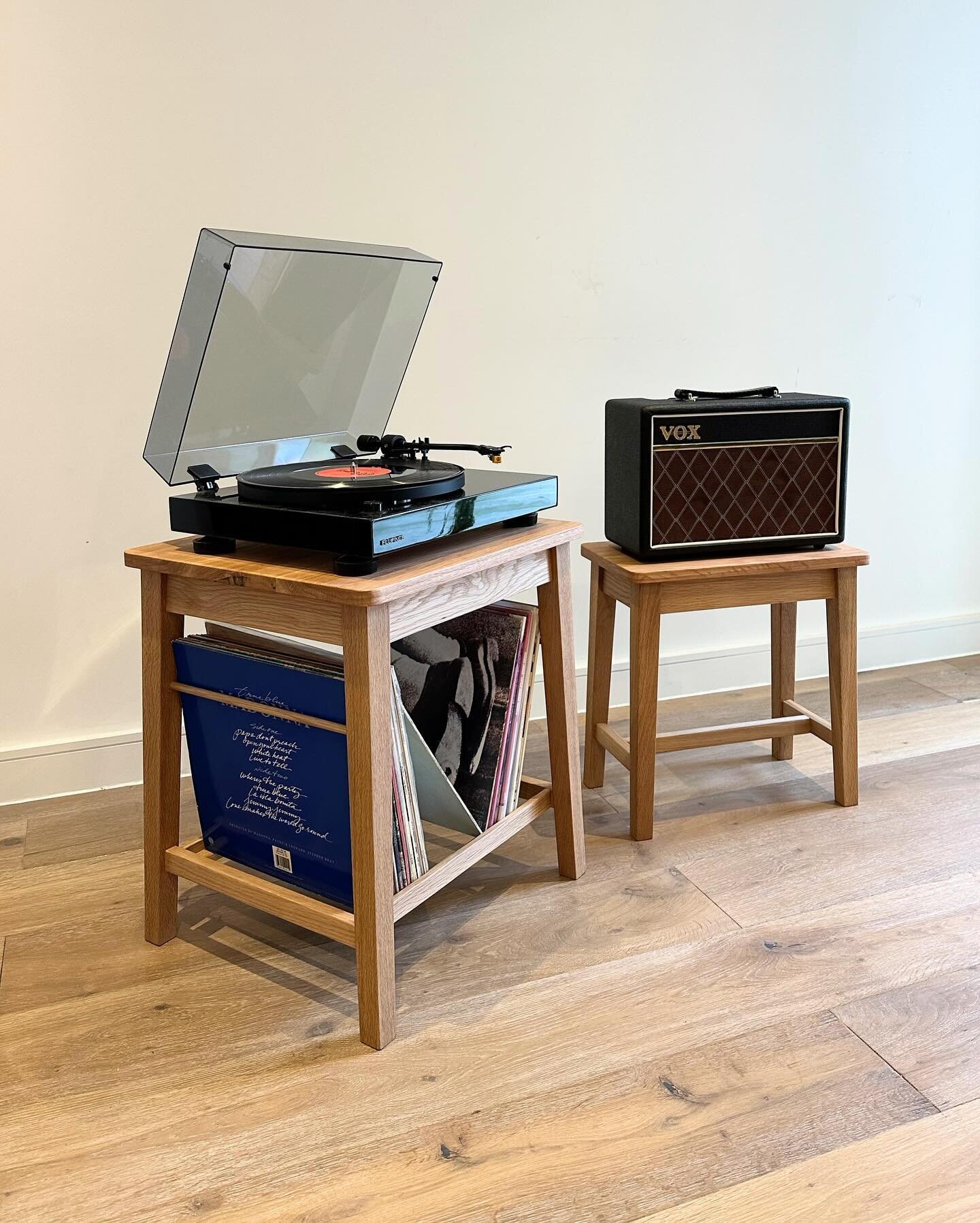 A duo of side tables to be used as record player and speaker storage for our client. Oak finished with Osmo Polyx matt. 
.
.
.
#britishmade&nbsp;#sustainabledesign&nbsp; #hyggehome #britishcraft #finefurniture #handmadefurniture #interiordesignLondon