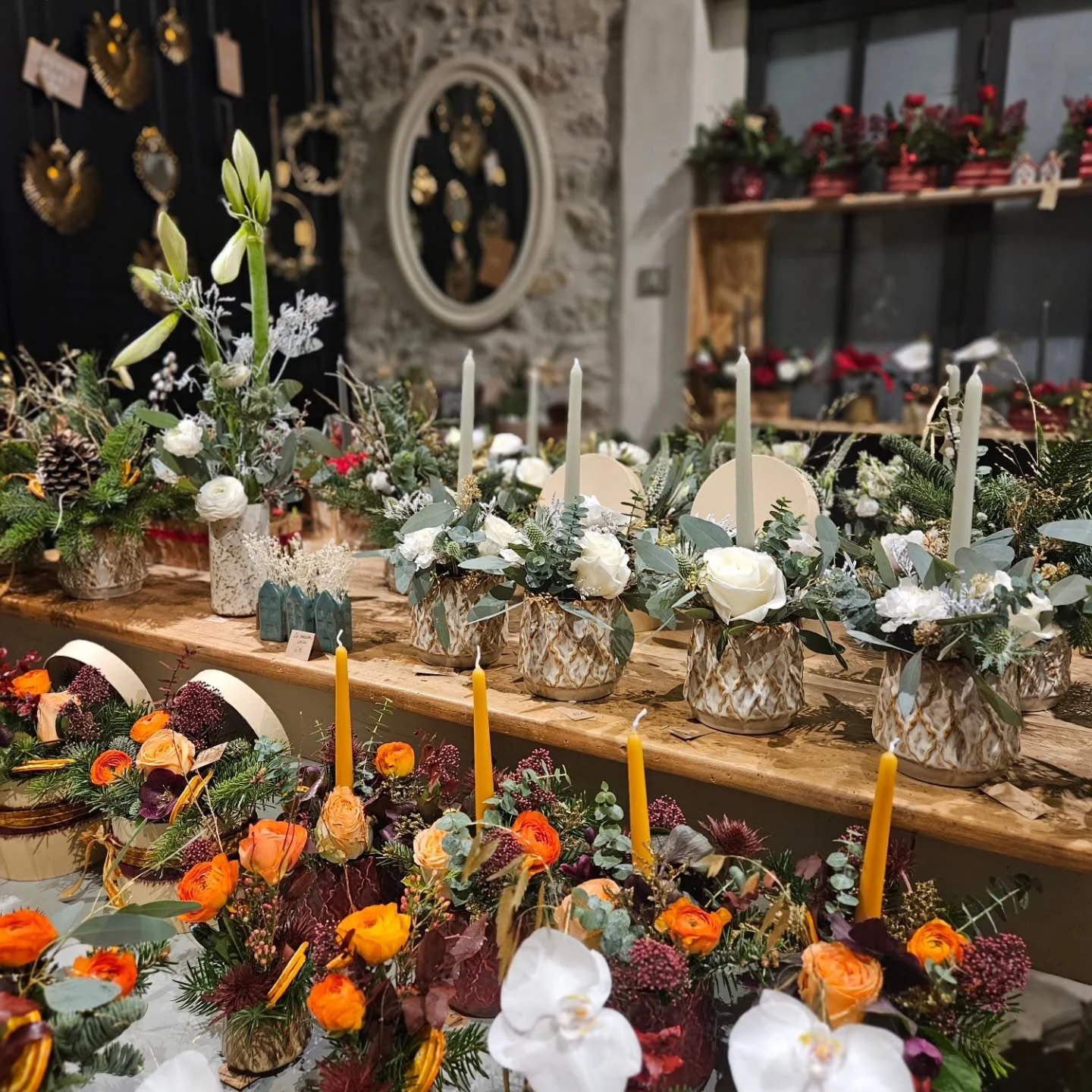 Demain ouvre la 4&egrave;me boutique &eacute;ph&eacute;m&egrave;re de L'Hortensia Blanc. 🤍

J'avoue que j'ai longtemps h&eacute;sit&eacute; &agrave; la faire cette ann&eacute;e, apr&egrave;s un mois de d&eacute;cembre d&eacute;j&agrave; tr&egrave;s 