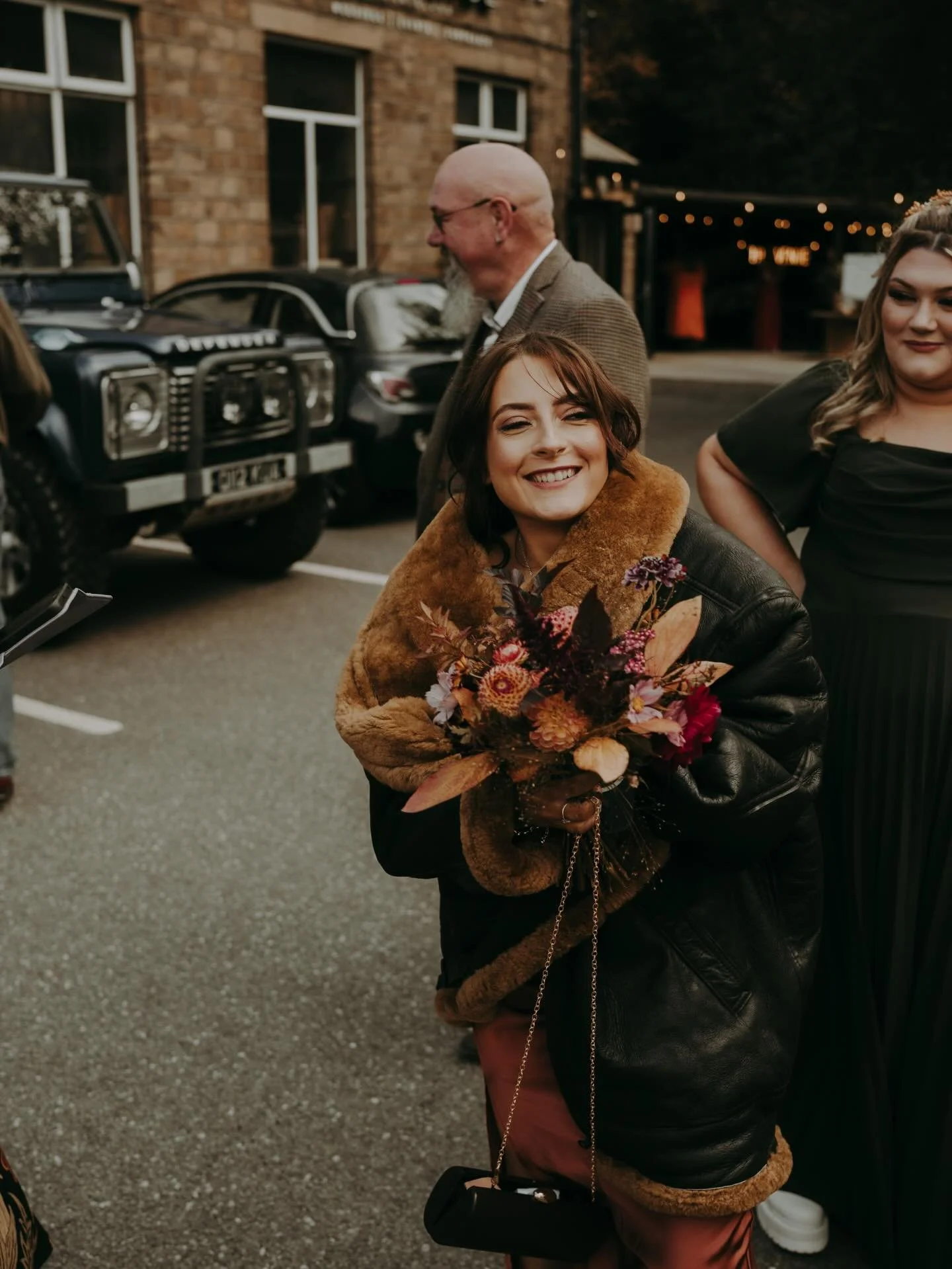 There are so many incredible pictures from my sister in law&rsquo;s wedding but this time I&rsquo;m highlighting my gorgeous fellow bridesmaids and our autumnal posies. October was busy in 2025 and I was juuust starting to feel tired and nauseous wit