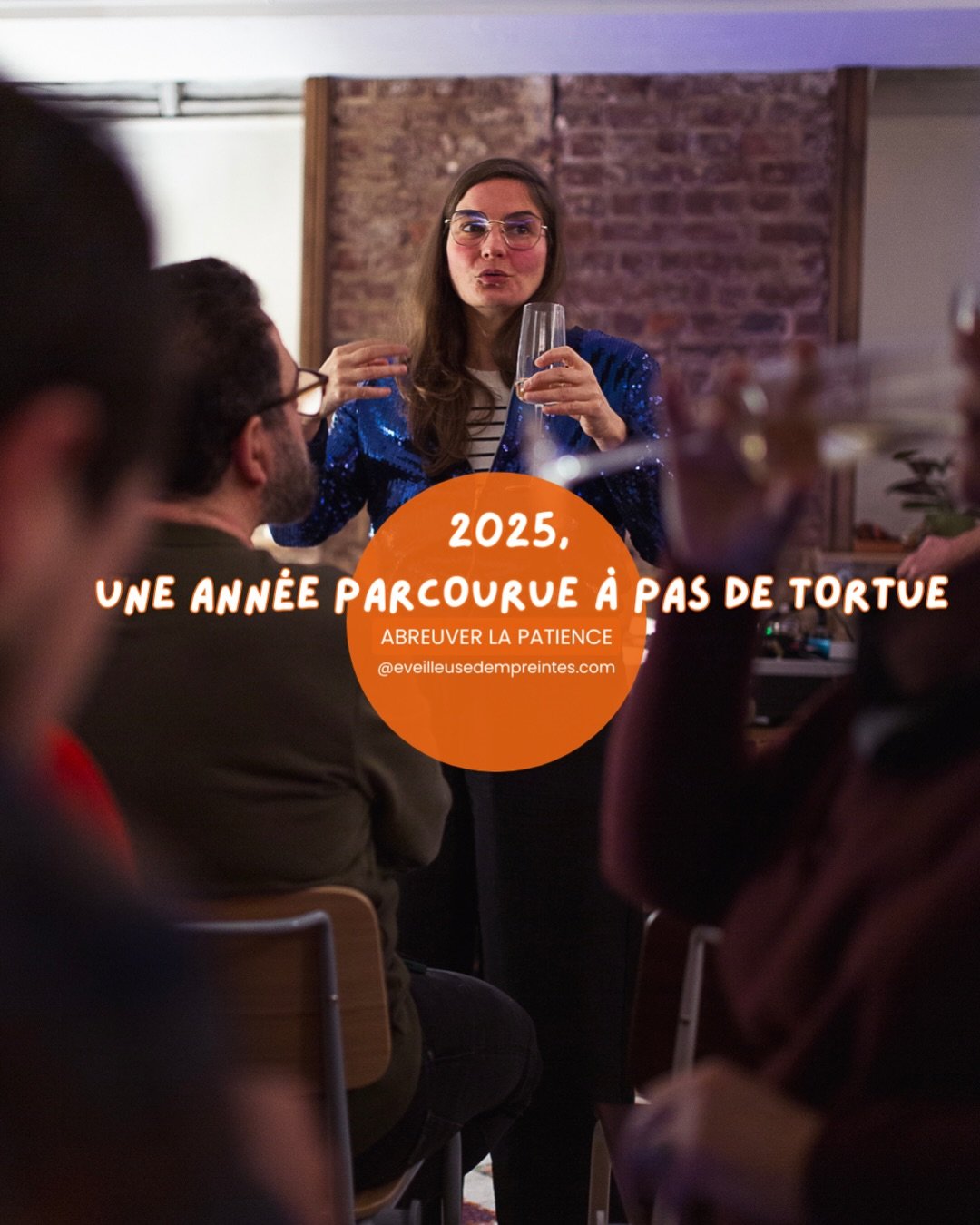 Une flop&eacute;e de sommets apprivois&eacute;s (d&rsquo;autres en cours), o&ugrave; chaque avanc&eacute;e a servie &agrave; abreuver, questionner, abandonner, observer, l&acirc;cher, oser, pleurer, retrouver &amp; avancer. 

Janvier est sur le point