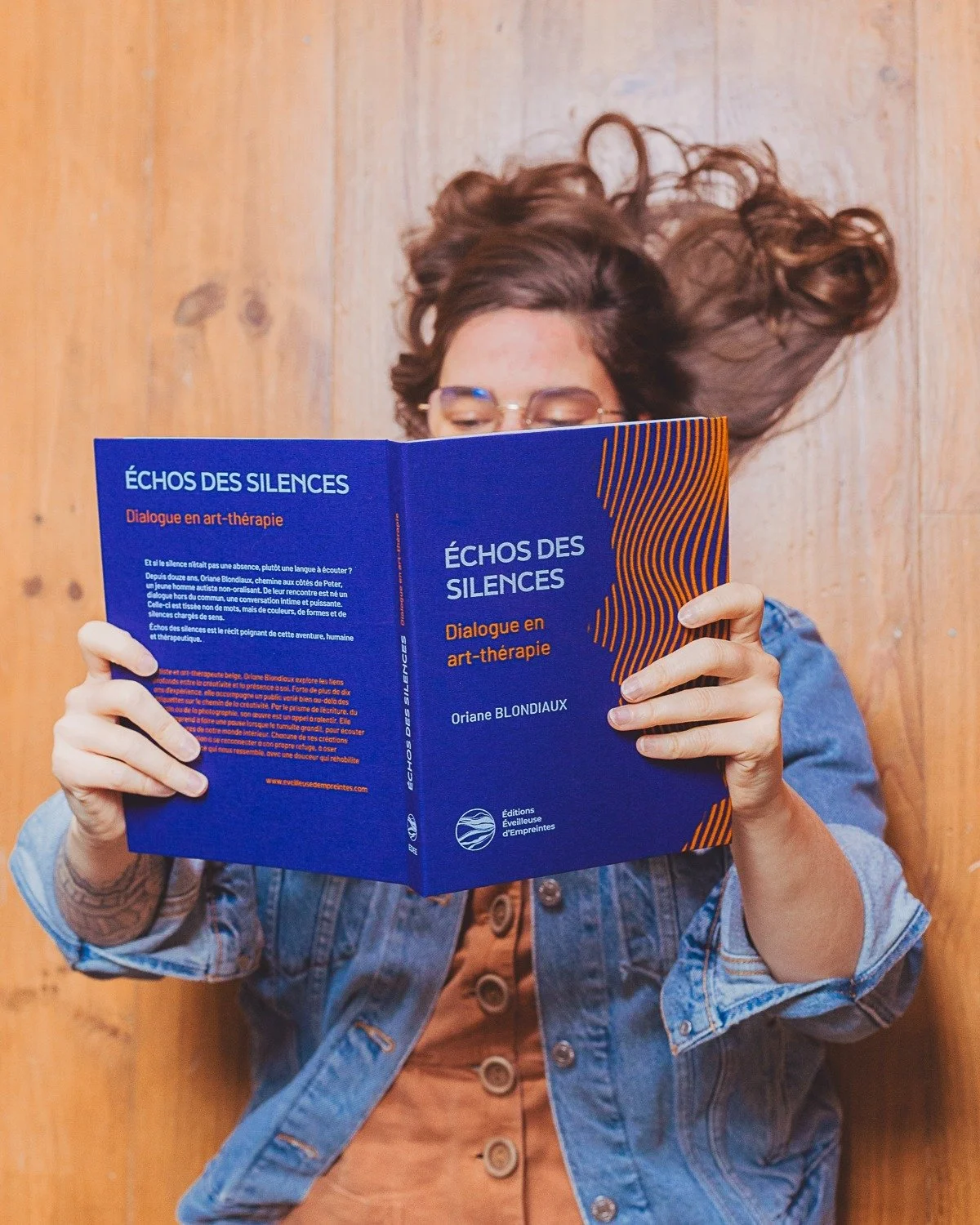 Mon livre, "&Eacute;chos des silences : dialogue en art-th&eacute;rapie", est officiellement disponible.✨

C'est une journ&eacute;e charg&eacute;e en &eacute;motions. 

L'aventure des pr&eacute;commandes s'est achev&eacute;e, et vous &ecirc