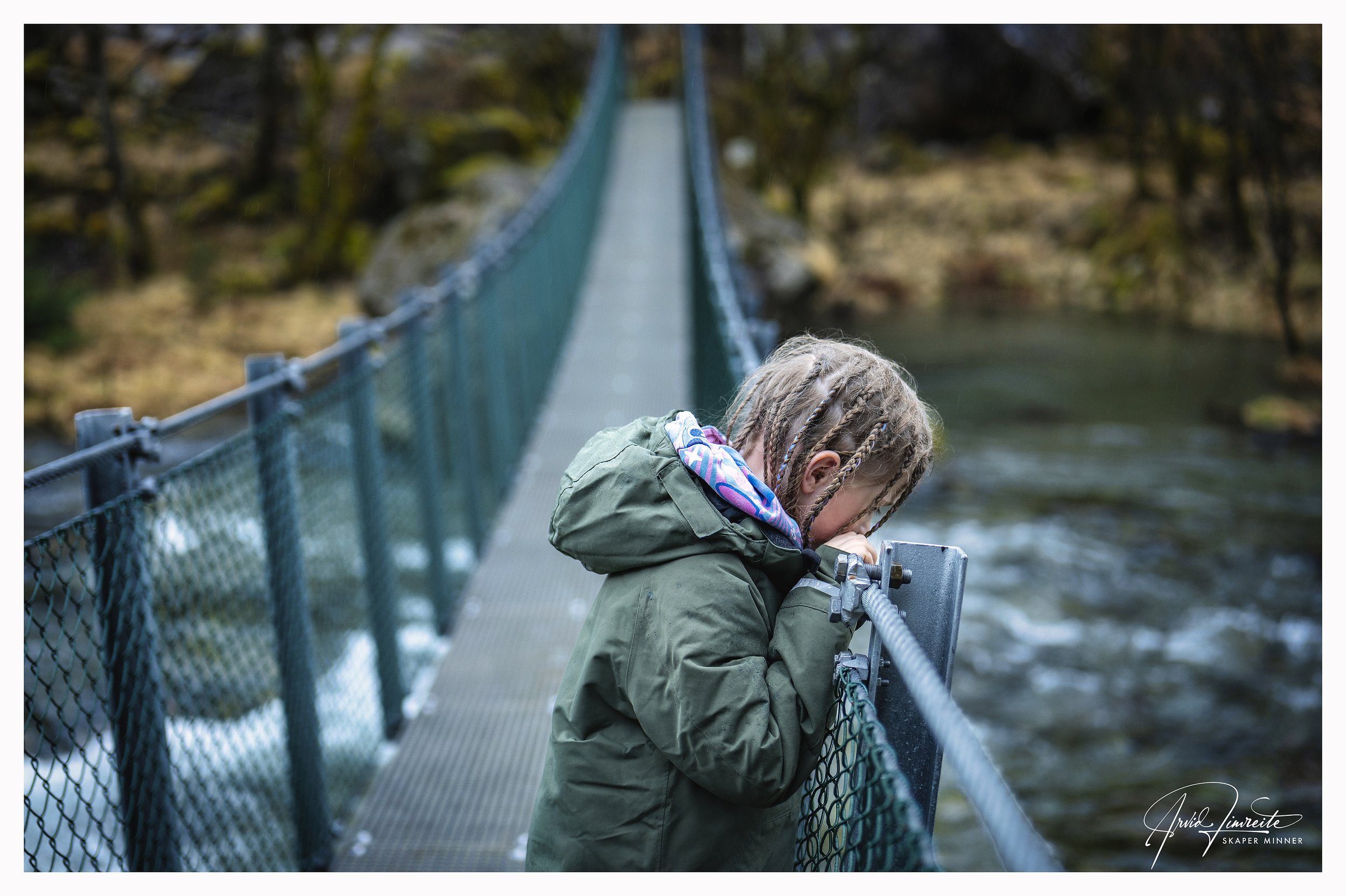 Lykke på hengebrua 3 4000.jpg