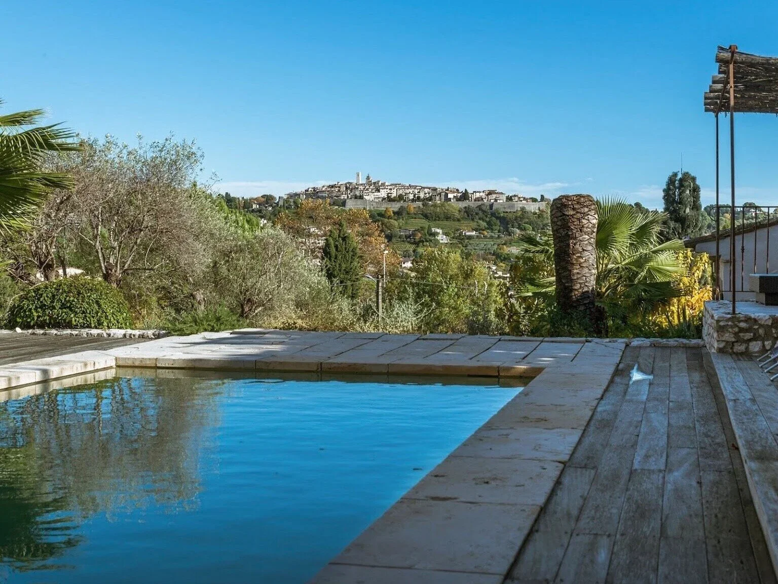 Villa 45 in LA colle with view of st paul de vence