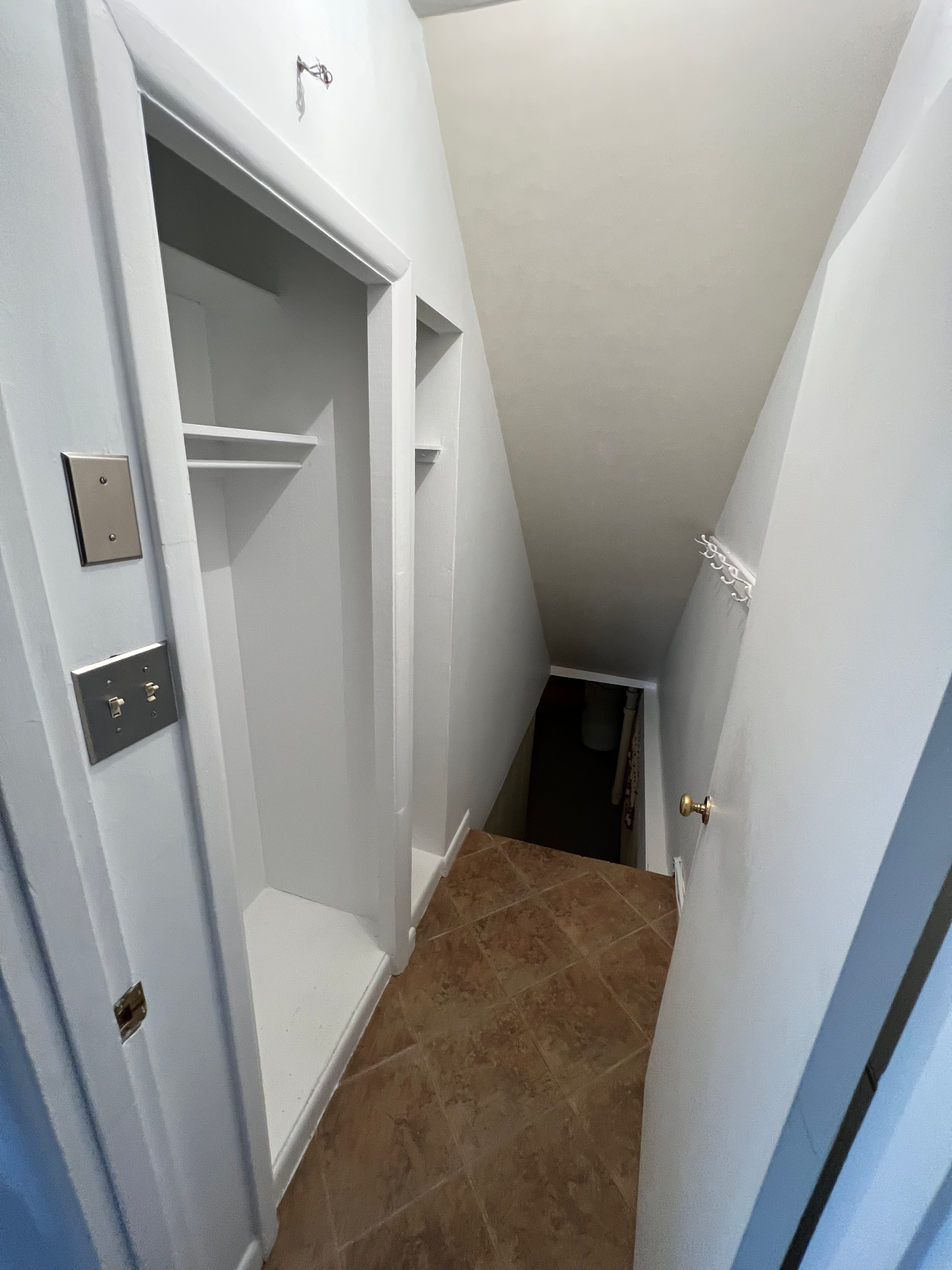 Escalier secondaire (cave)