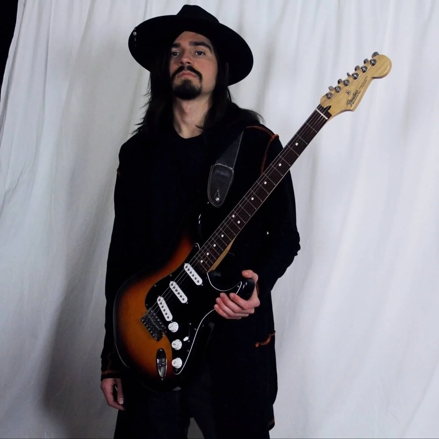 Take a sick guitarist and mash it with a techno producer and what do you get? @kiyote.music that's what!
We here think the future limits of music are in fusion of genres.. do you agree?
Welcome to the crew @kiyote.music! With a slew of releases sched