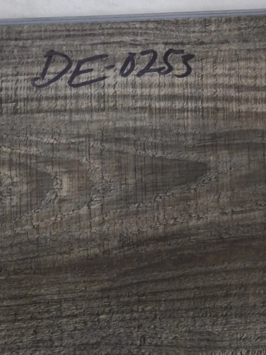 DE-0253 Vinyl Flooring