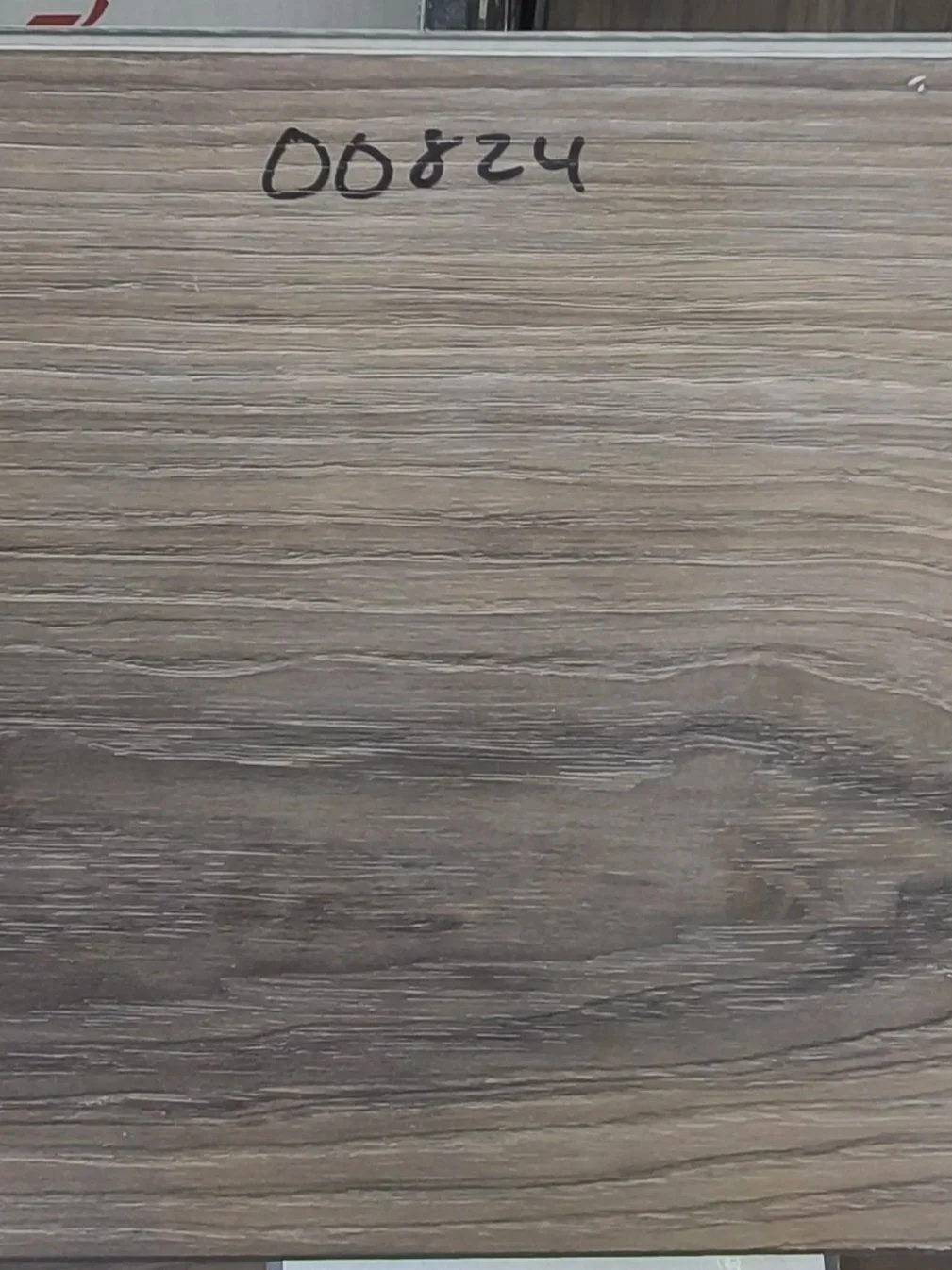 00824 Vinyl Flooring 