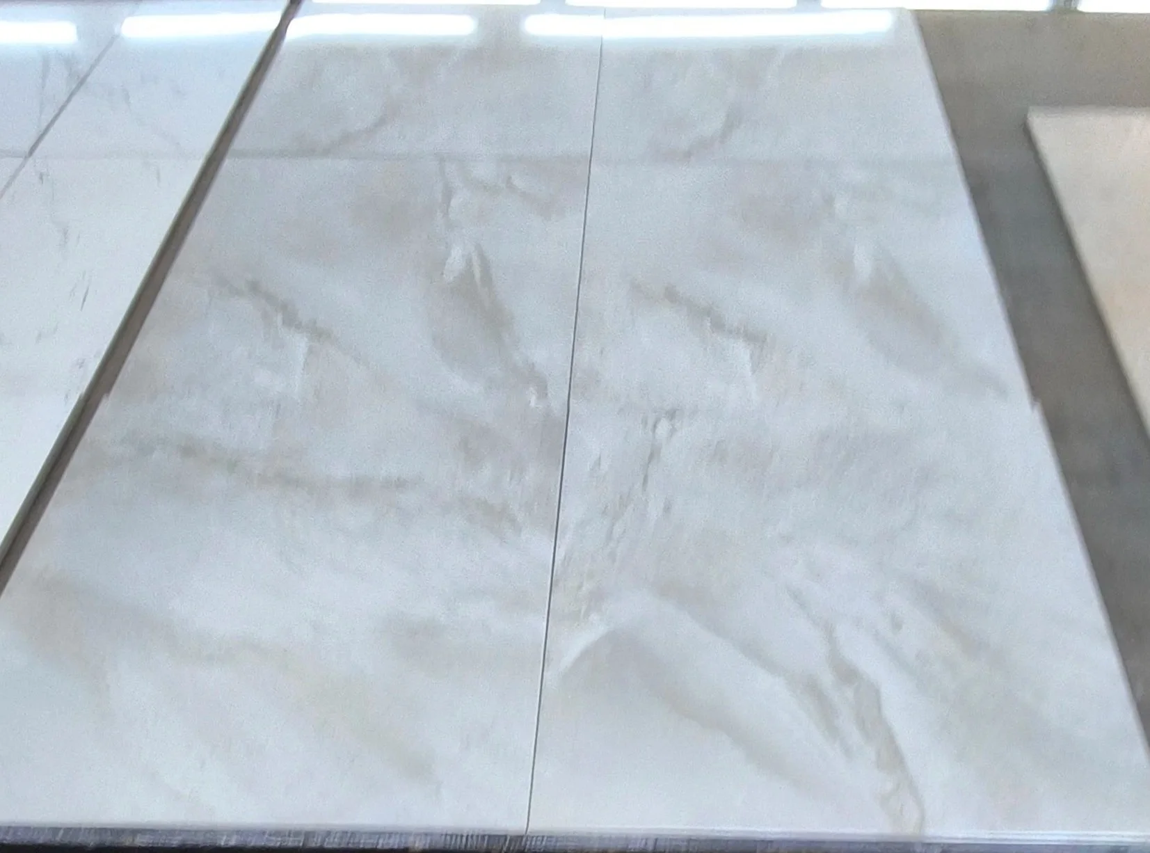 MA022424RU1-4 Polished Grade-B Porcelain Flooring