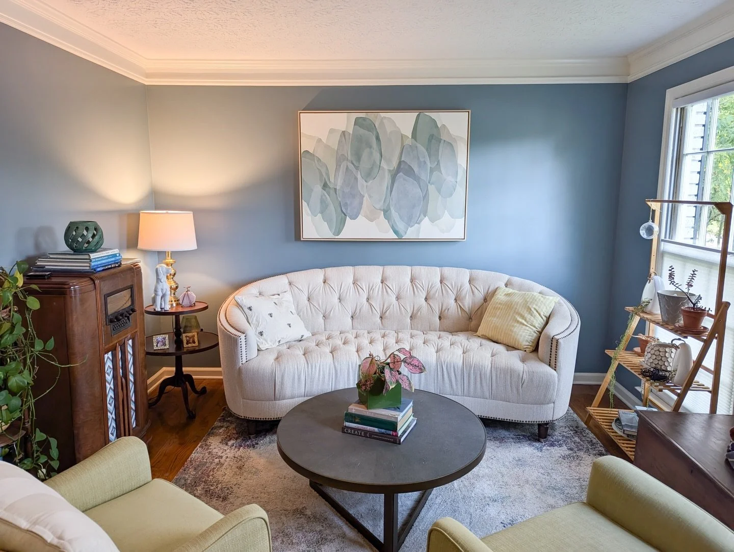 One of my favorite pieces that sold at Marietta Art in the Park a few years ago! She fit perfectly in this beautiful living room like she was made for it! 🤍

#largeabstractart #livingroomartwork #livingroomabstractart #homeiswheretheartis #largefram