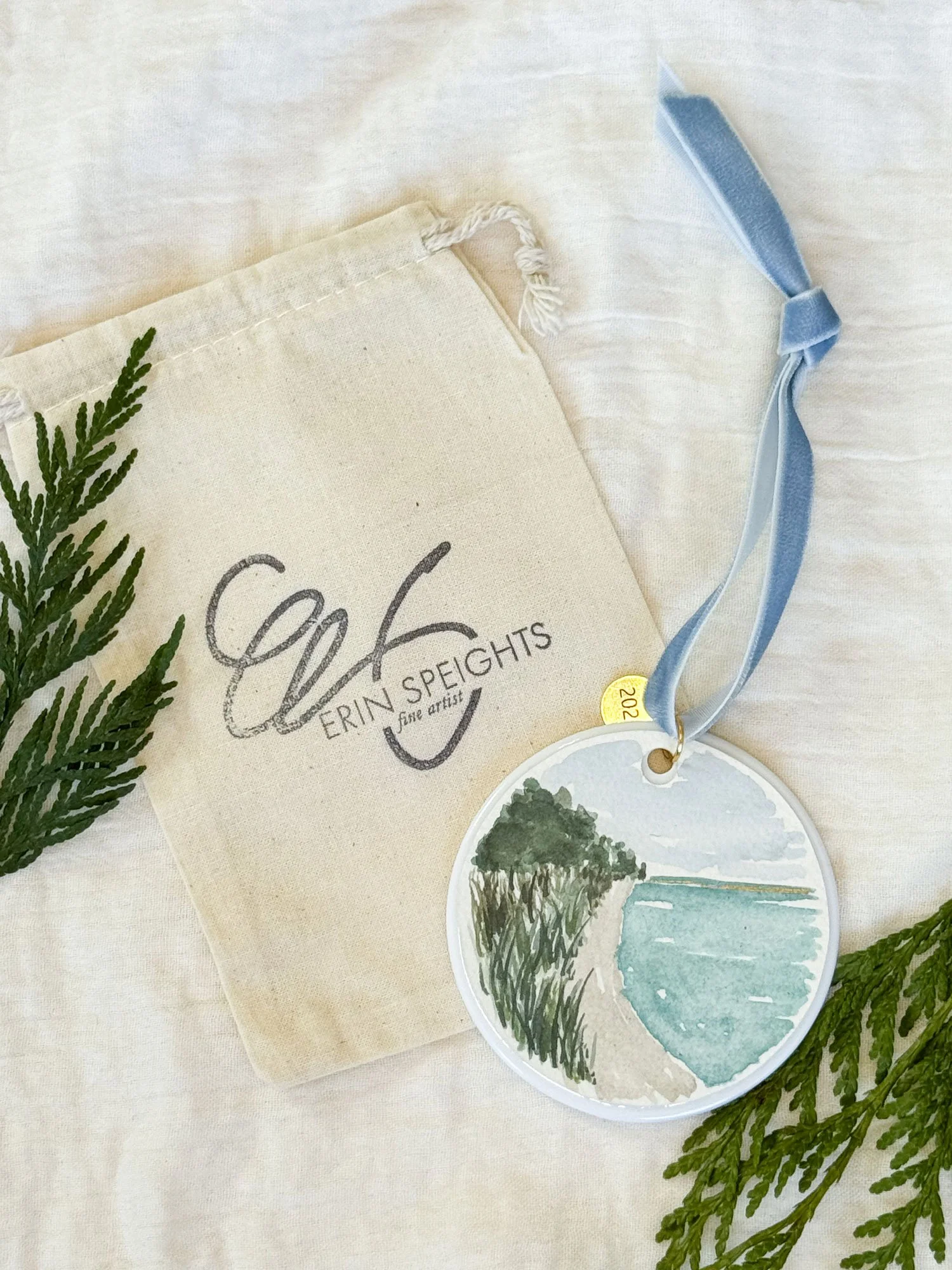 erin_speights_art_2025ornaments_14_ba.jpg