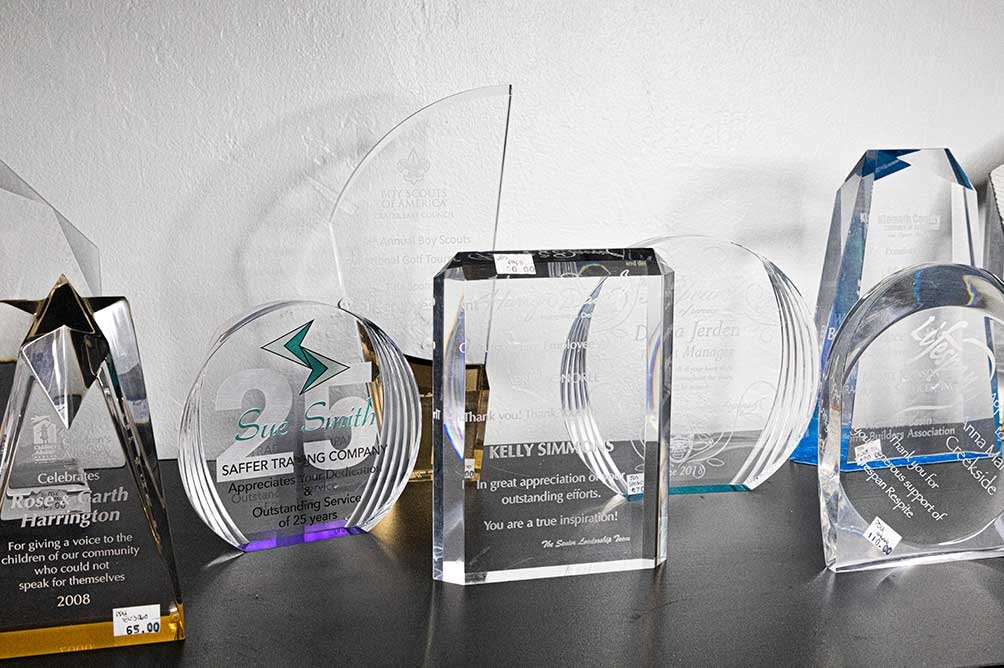 Acrylic Awards by BiG sign fx