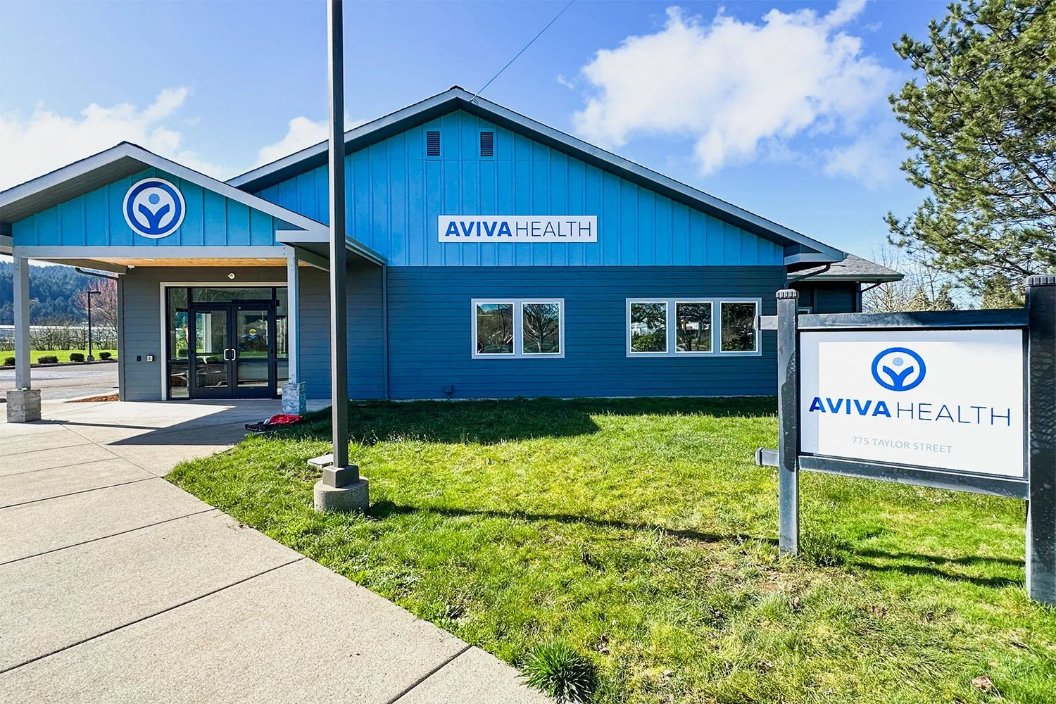 Aviva Health Building Sign Examples