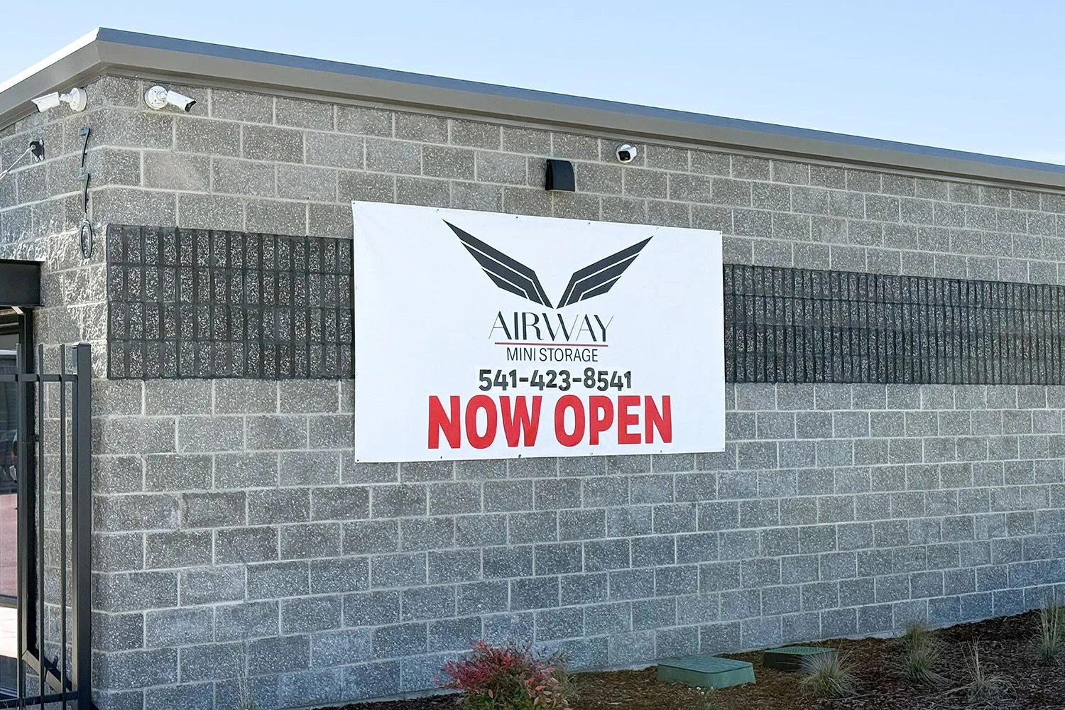 Now open vinyl banner