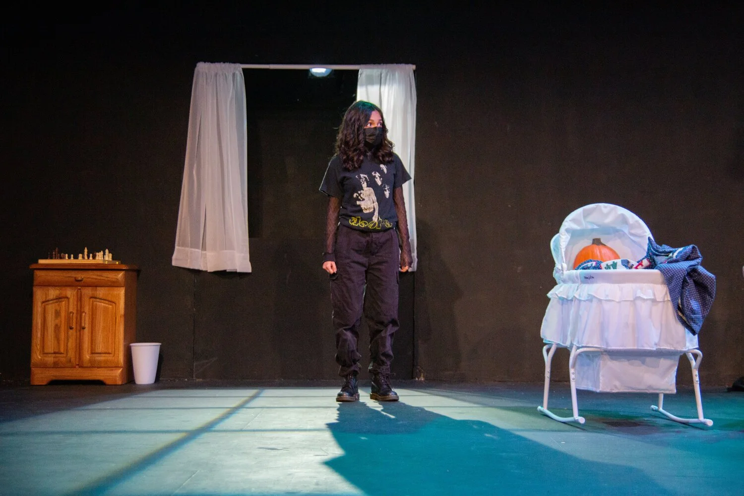 Still by Jen Silverman |
Scenic Design by Abby Knauber |
Lighting Design by Ian Evans |
Photos by Richard Sprecker
