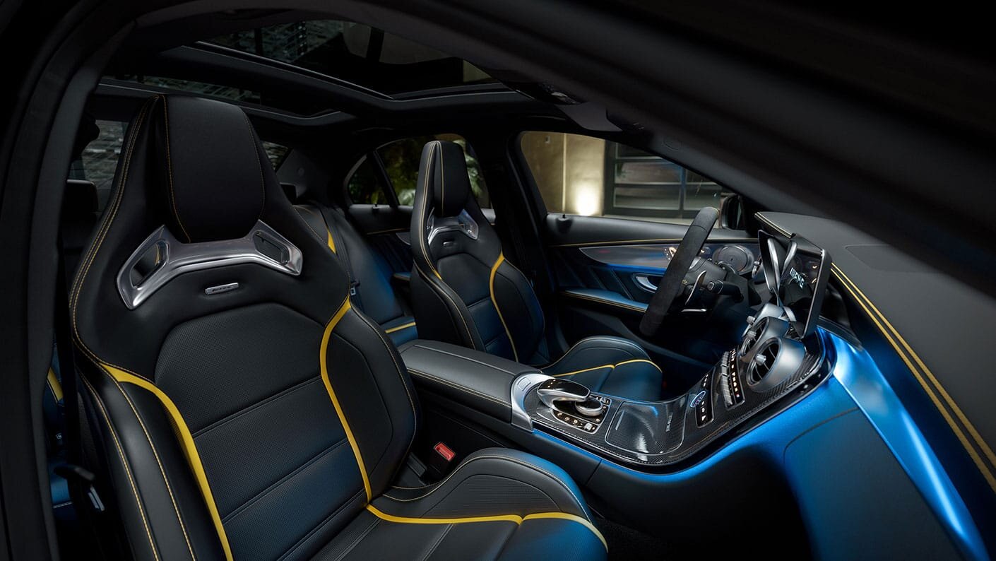 2020-AMG-C-SEDAN-GAL-010-L-FI-DR.jpg