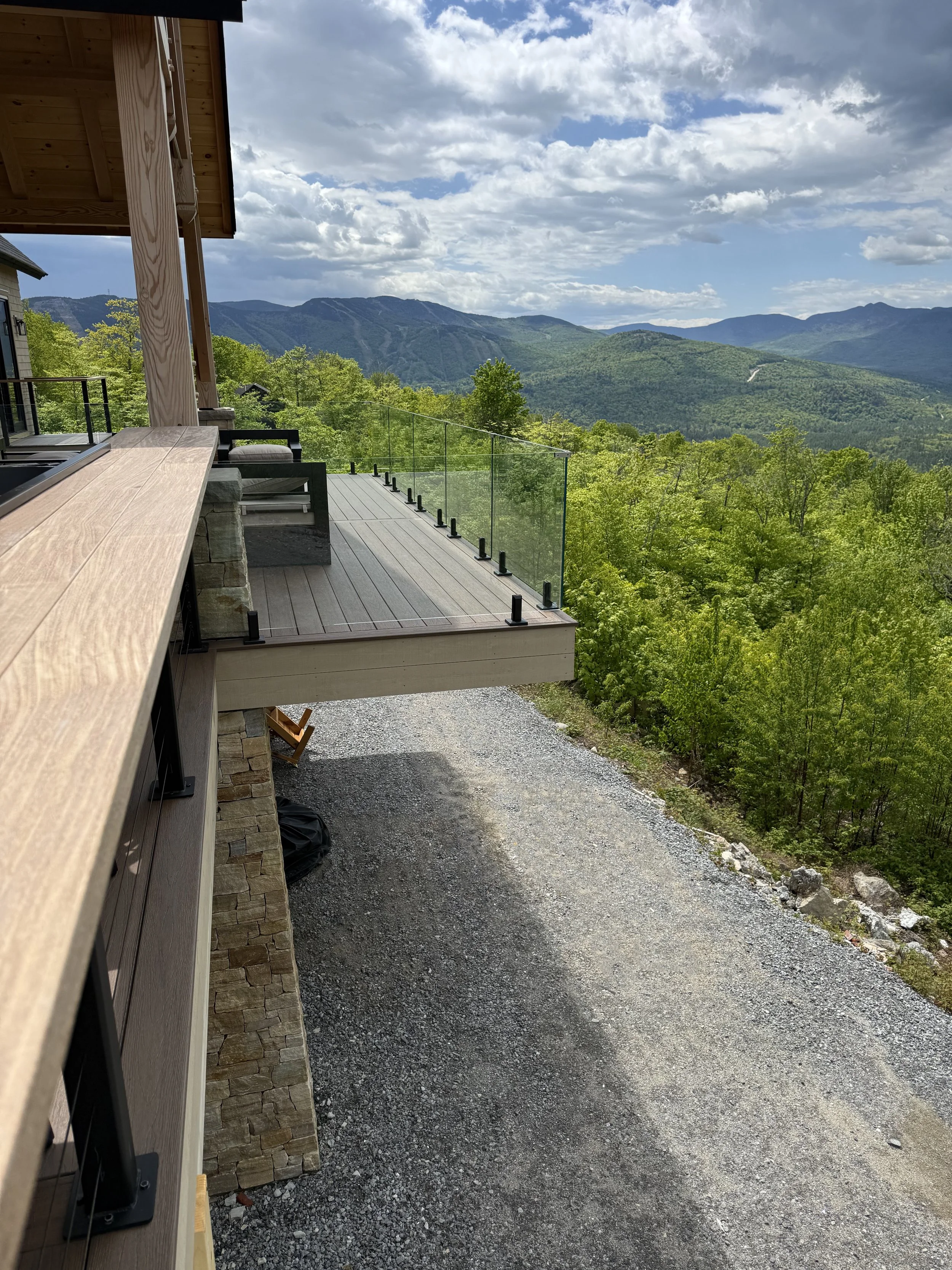 DeckEnclosure_sideview.jpg