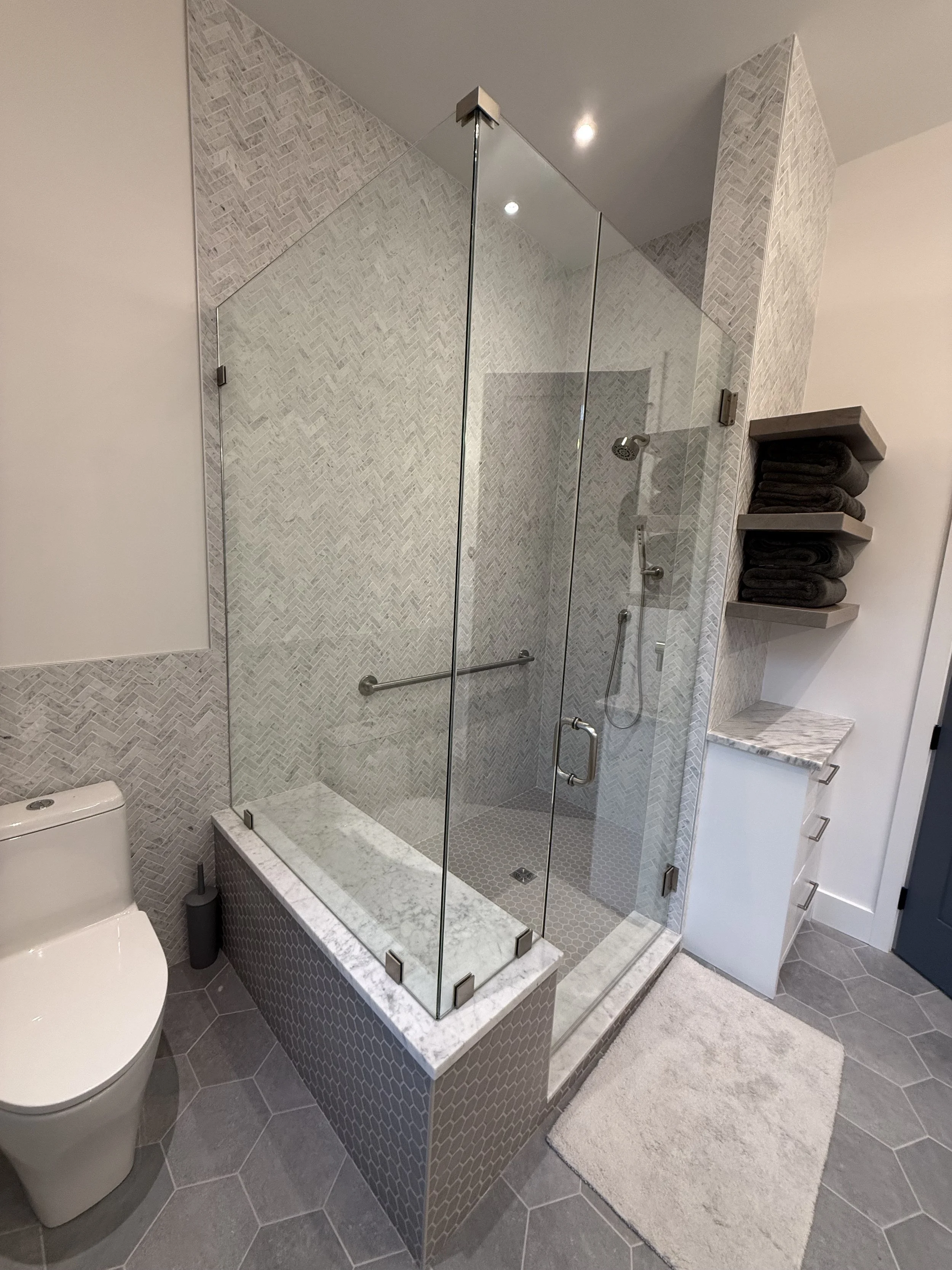 ShowerDoor_SidePanel_7.jpg